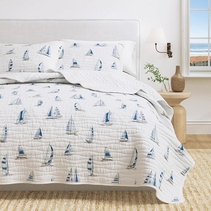 Great Bay Home Coastal Quilt Set - 3-Piece King/California King Size Nautical Bedding Set - Light... | Amazon (US)