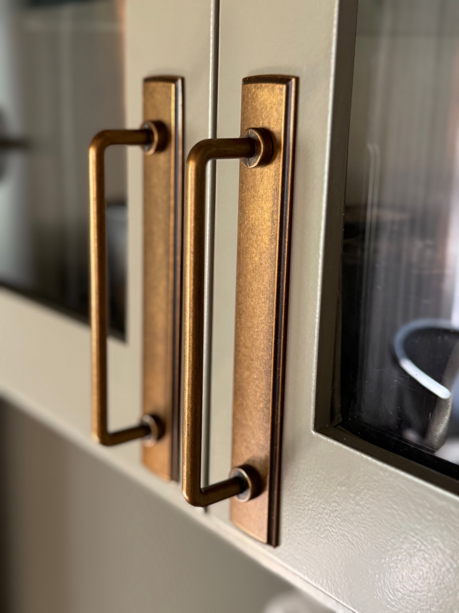 The prettiest hardware
I ever did see 🤍 perfectly distressed! Multiple sizes. 

#LTKHome #LTKSaleAlert