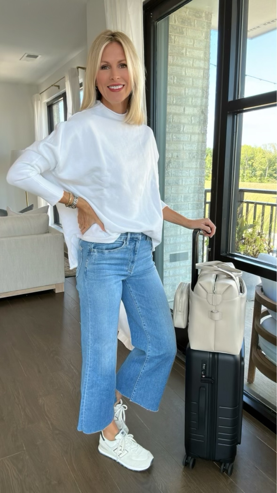 As most of you know, I’m in Wyoming and I can tell you guys that @FrankandEileen is my favorite travel partner! Their cozy and contemporary travel sets are perfect for elevating your airport fit or just running errands on a chilly day! These sets are so versatile!! I was having fun mixing and matching the tops and bottoms to dress them up for different occasions! Comment down below and I’ll send you the link!

@FrankandEileen #FrankandEileenPartner #WearLoveRepeat


#LTKstyletip #LTKSeasonal #LTKtravel