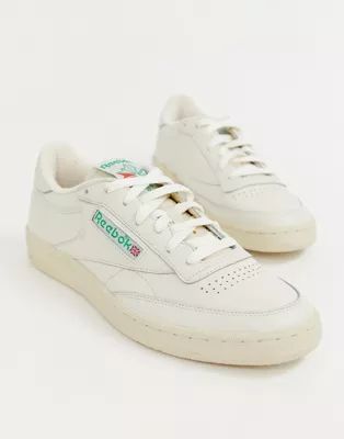 Reebok Classics Club C Unisex sneakers in off white | ASOS (Global)