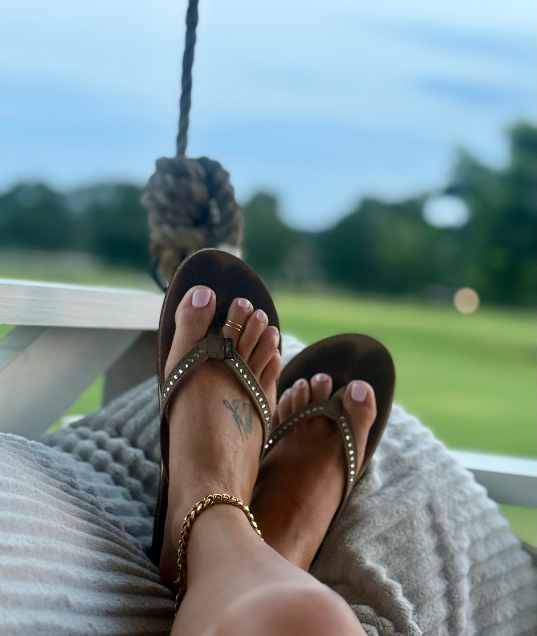 Tell me you’re a millennial without telling me you’re a millennial. 💎🤩

#rainbowflipflops #amazonfinds #flipflops #summershoes

#LTKootd #LTKU #LTKSeasonal