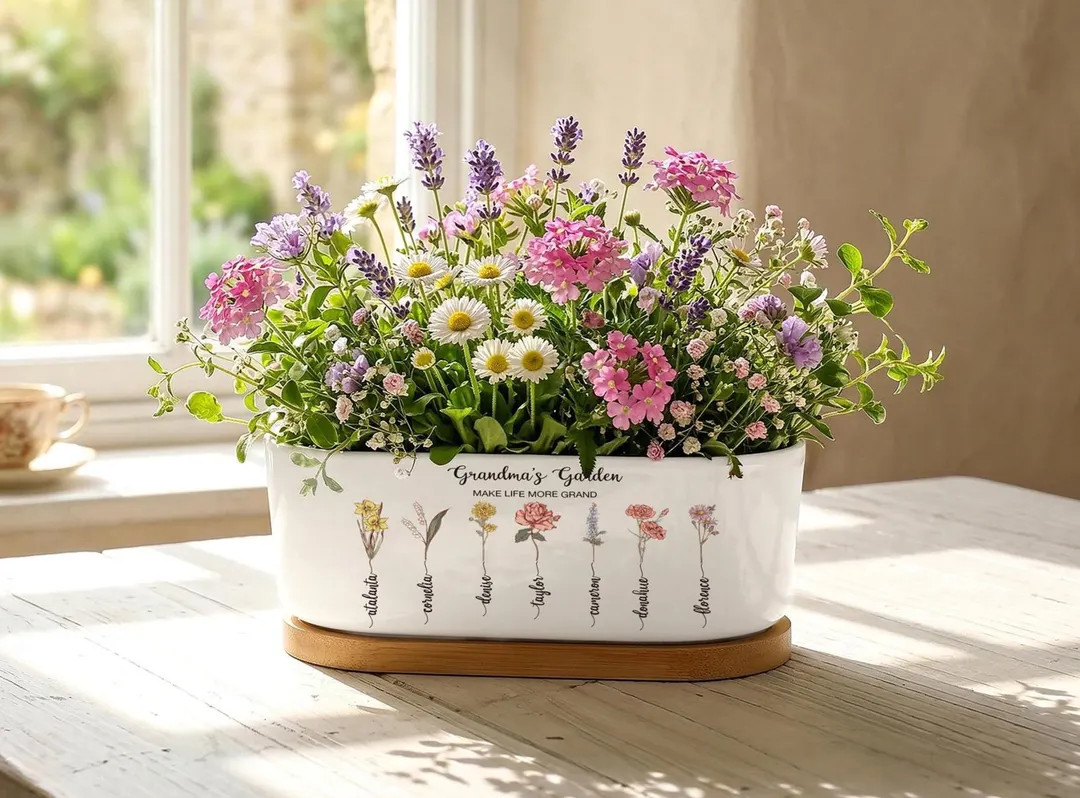 Grandmas Garden Gift for Grandma,personalized Flower Pot,mother’s Day Gift From Daughter,family... | Etsy (US)