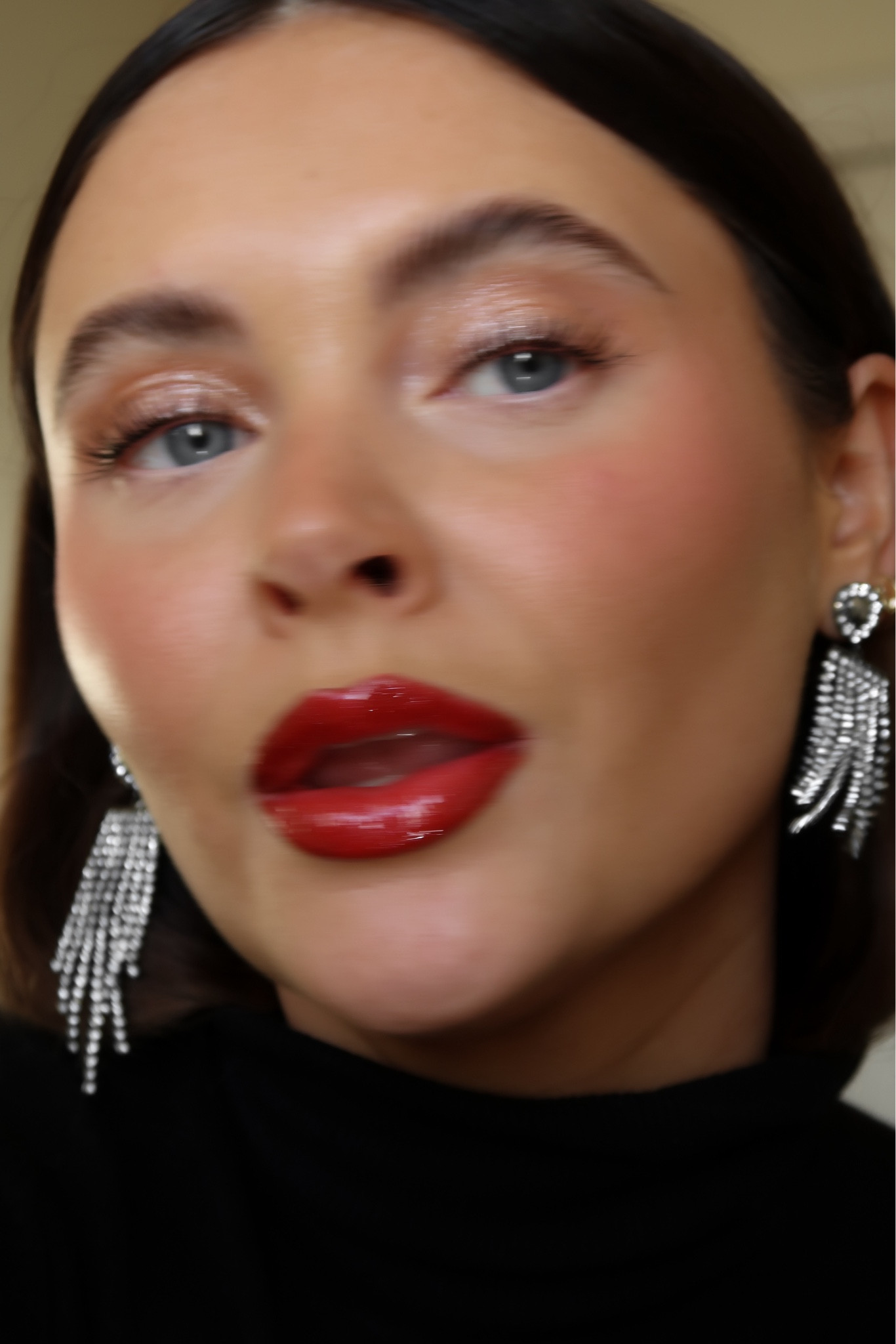 Nars, Urban decay, Elf cosmetics, Clinique, John lewis, Sephora, red lip look, shimmer eyeshadow, black mascara, waterproof mascara, matte lipstick, lip gloss, red lip look, christmas makeup look, beauty routine, makeup routine

#LTKeurope #LTKbeauty #LTKSeasonal