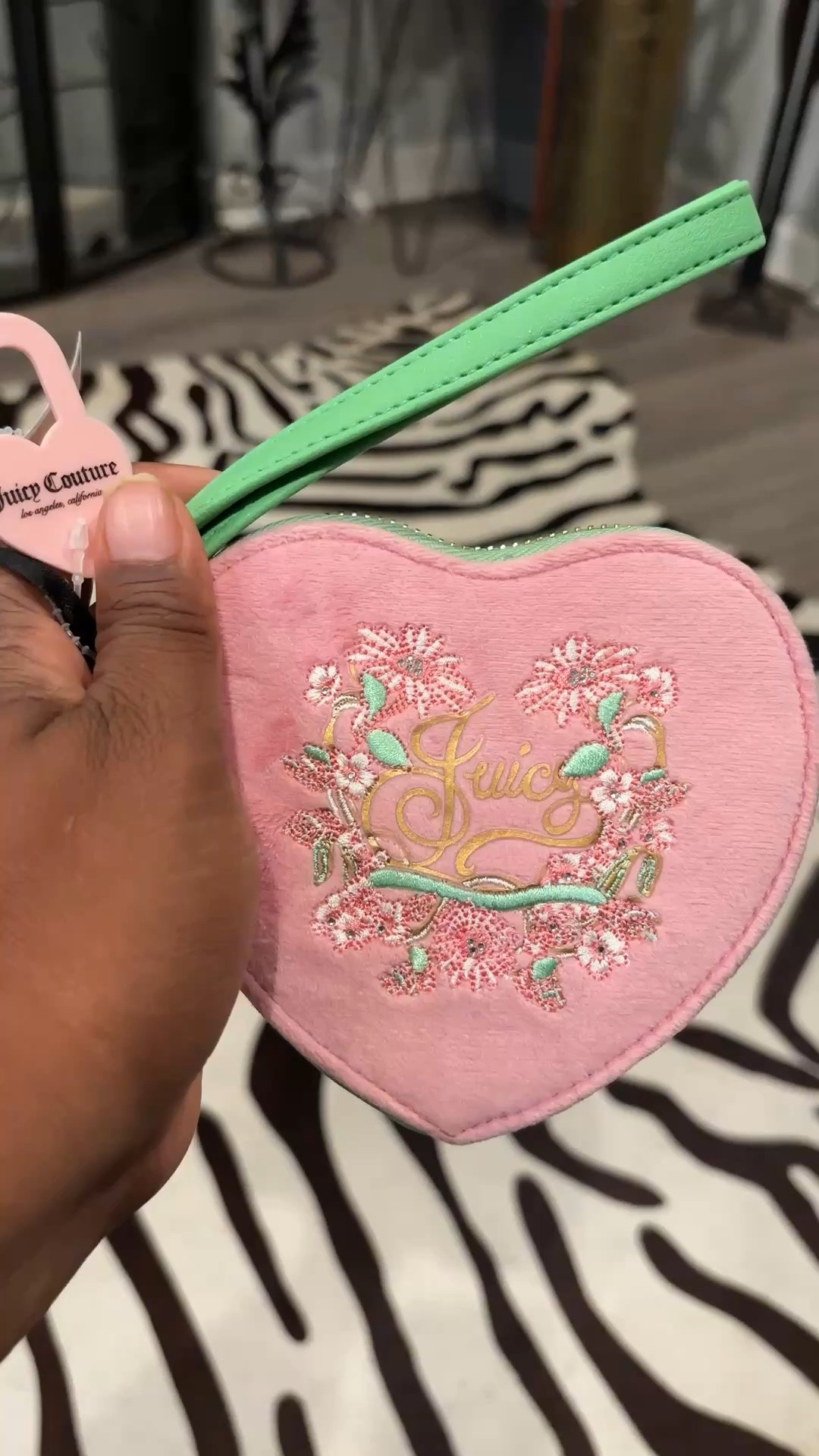 Coin Wallet Juicy Couture 

#LTKOver40 #LTKPlusSize