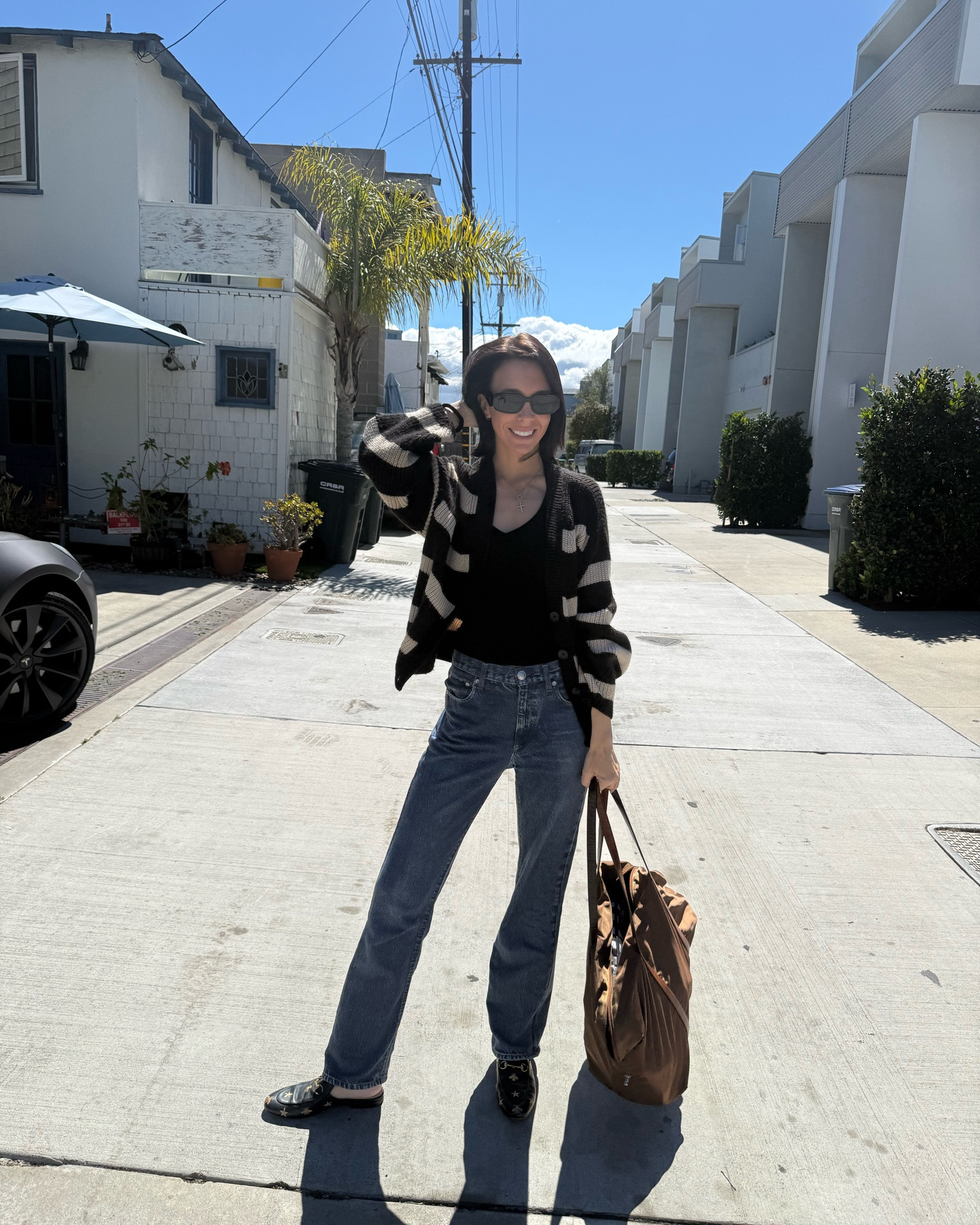 Travel outfit, easy, casual comfy #malfit #outfitideas #everydayoutfit #casualoutfit #whatiwore #ootd #outfitinspo #everydaystyle #neutraloutfit #denim #cardigan #amazon #amazonfinds #sweatpants #sweats

#LTKgrwm #LTKootd #LTKTravel