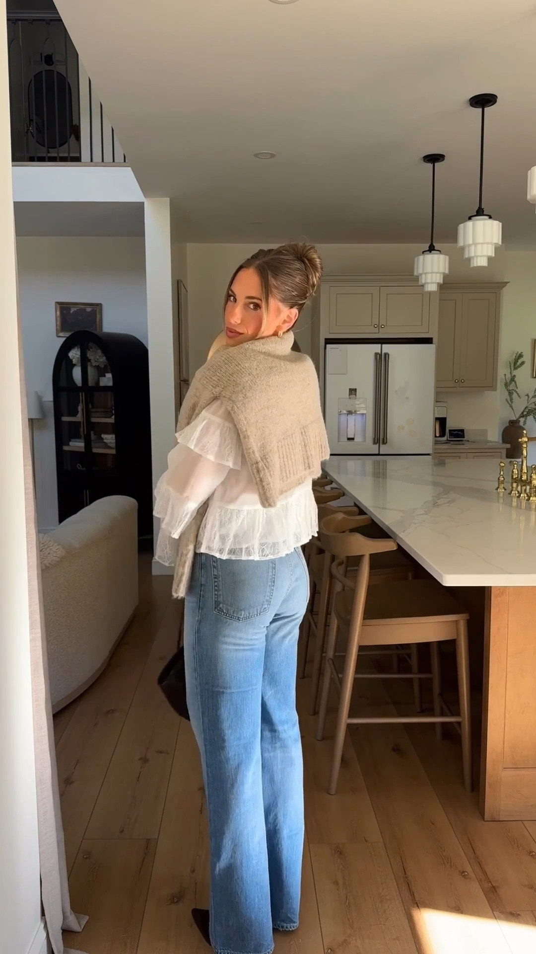 Cute + casual outfit inspo!🫶🏼

Jeans: 25
Top: 2
Sweater: 2  

 

#LTKHoliday #LTKgrwm #LTKSeasonal