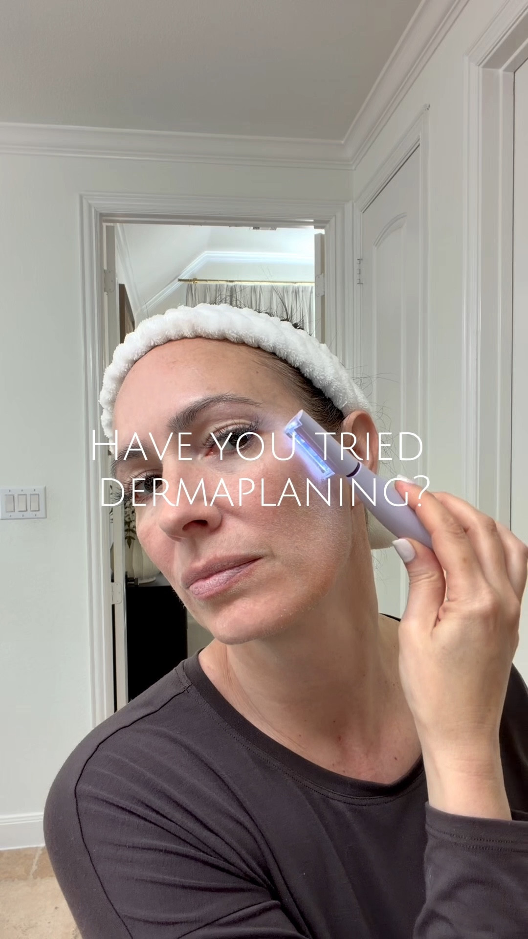 Have you tried demaplaning? There’s something so satisfying about using the identifier spray to see it all in action!

Skincare
Dermaplane
Michael Todd

#LTKselfcare #LTKBeauty #LTKgrwm