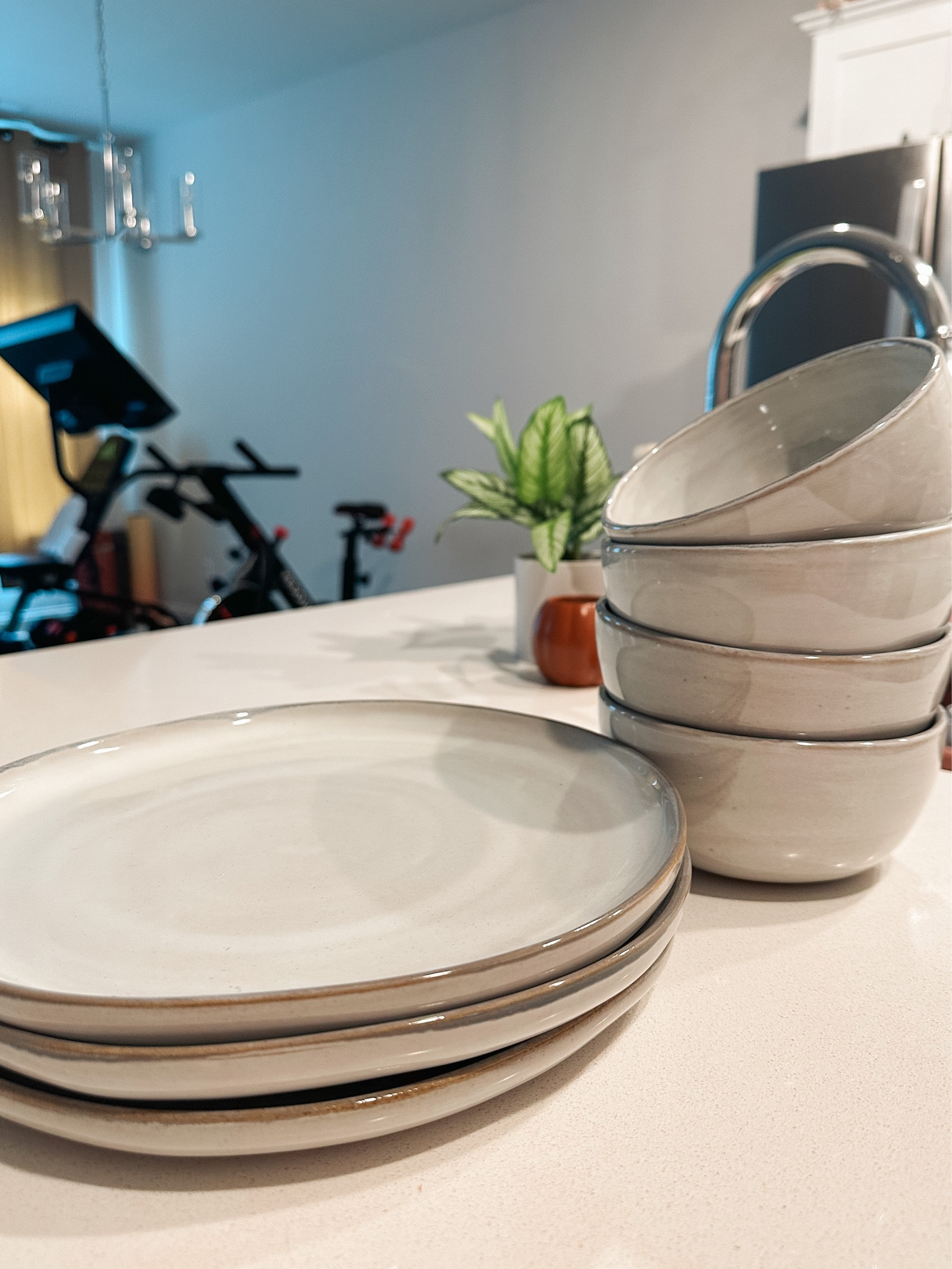 Magnolia hearth and hand plates and bowl set 🍽️🥣

#LTKhome