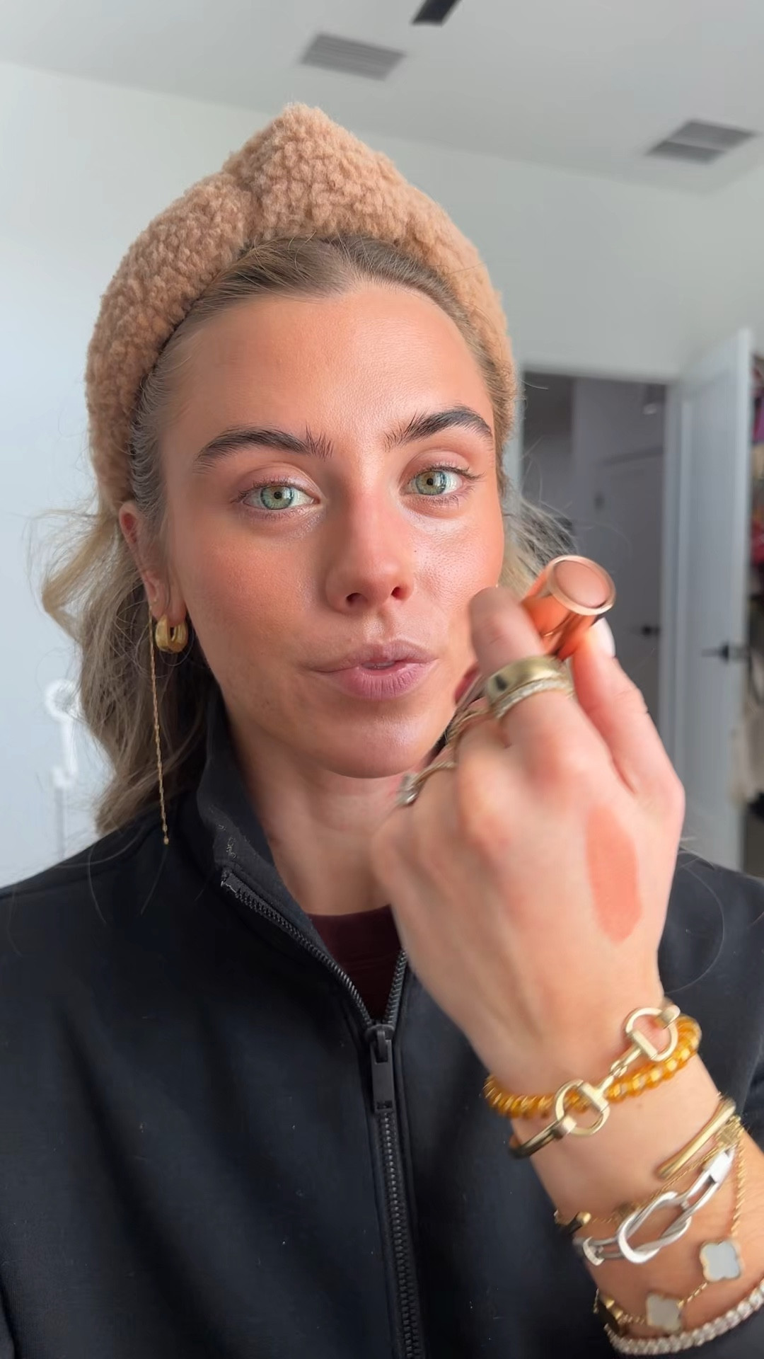 L'Oreal Paris Lumi Bronze Le Stick Soleil Bronzer Stick, Cream-To-Powder Bronzer For A Sunkissed Face Makeup Glow, 100 Sunkissed Rosé

#LTKselfcare #LTKgrwm #LTKBeauty