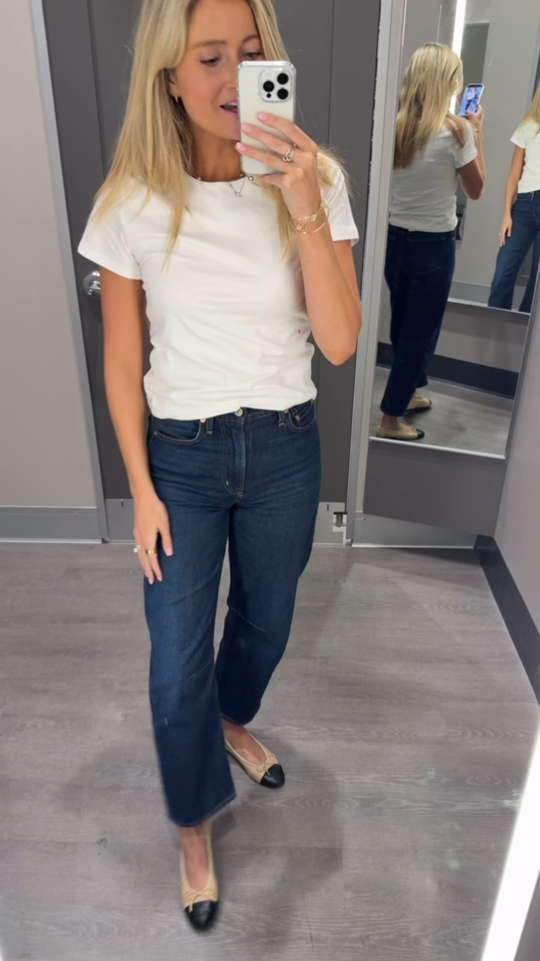 A great basic t-shirt for $15 

#LTKdayinmylife #LTKmomlife #LTKFindsUnder50