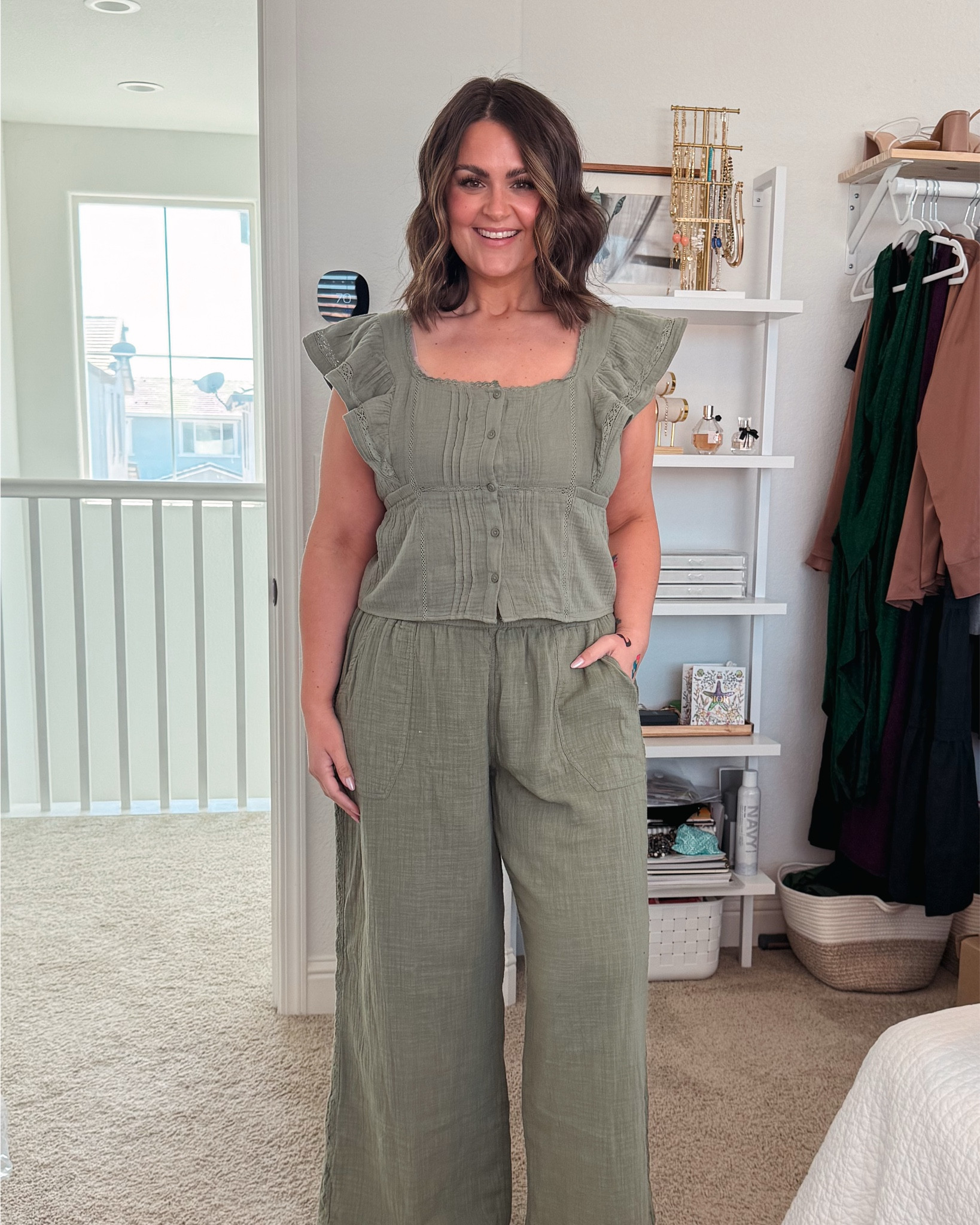 American Eagle & Aerie Try-on !
*sale code: Springltk20

Green top, large (if busty, size up)
Green pants, XL
Navy pants, large
Jeans, 14
Leopard tshirt, medium 
Blue sweatshirt, medium
Green sweatshirt, medium
Black sweatshirt, large
Black sweatpants, large
Pajamas, xl

Spring fashion, closet refresh, curvy denim, vacation outfit, resort wear, pjs, ltk sale, size 12, size 14, midsize, mom style, school drop off outfit, loungewear, spring break

#LTKStyleTip #LTKMidsize #LTKSpringSale