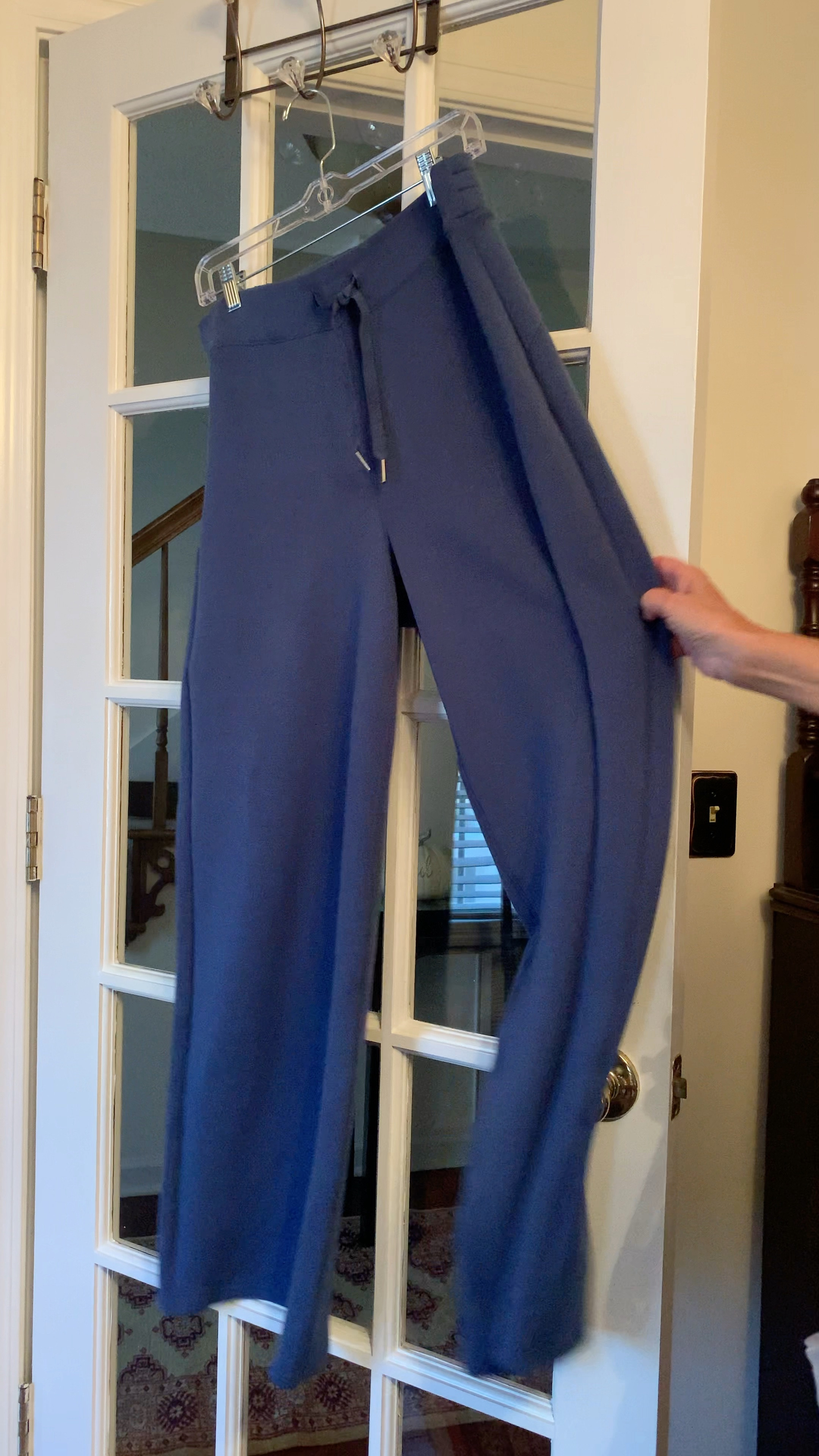 Reduced price now at Spanx on the beautiful Faded Indigo colorway of their Air Essentials line.  
These wide leg pants are so comfortable and at 5’8” the Regular inseam fits me perfectly💃🏻

Follow me for more Fashion Inspiration❤️
#ltkvideo
#ltksalesalert
#ltkcyberweek


#LTKstyletip #LTKmidsize #LTKover40