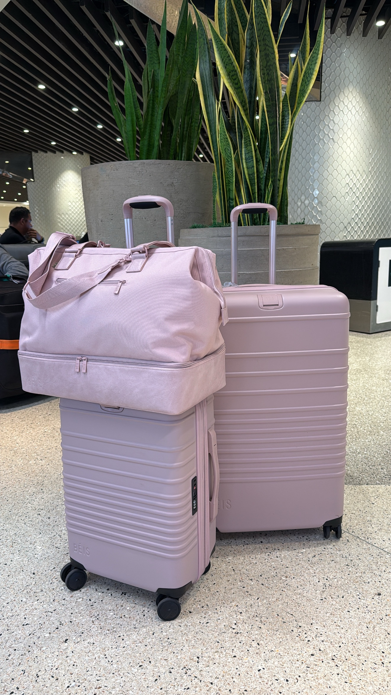 warning: this pink set may cause overpacking #ltktravel 