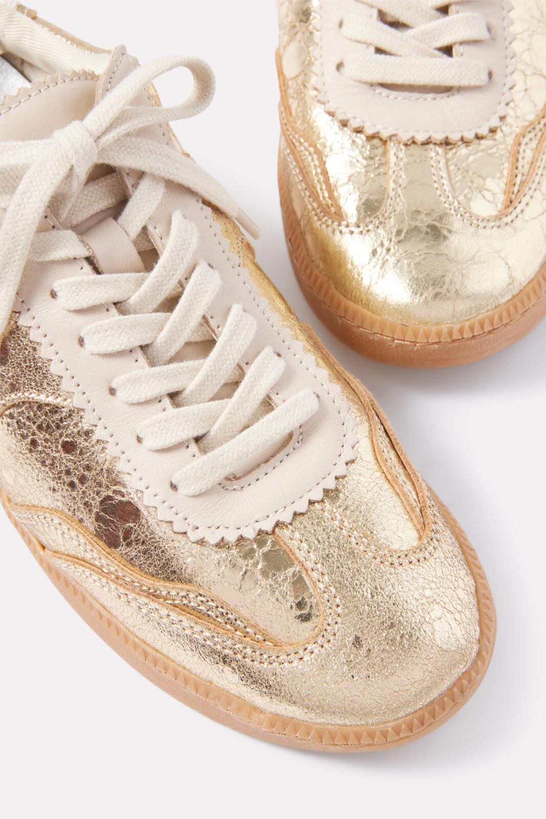 Notice Sneaker | Evereve