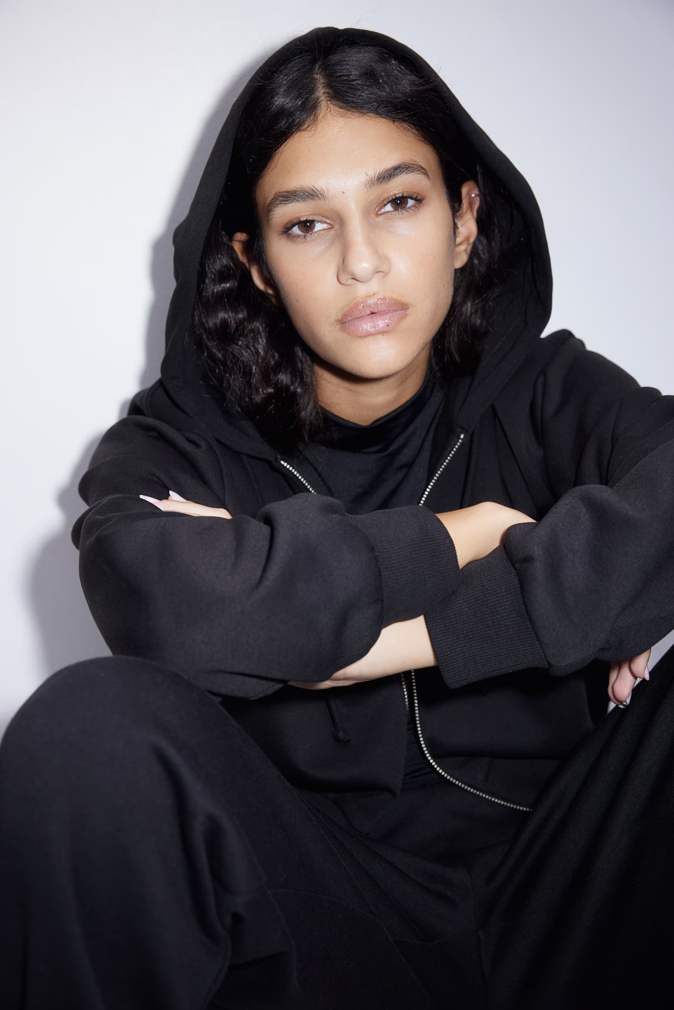 Cropped zip-through hoodie - Black - Ladies | H&M GB | H&M (UK, MY, IN, SG, PH, TW, HK)