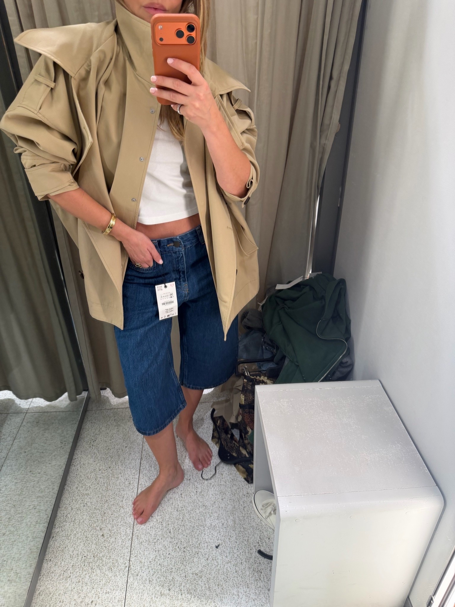 New Zara 
Both trench's Xs 
Grey bomber small 
Denim sized up to a 4 
Sweater Xs