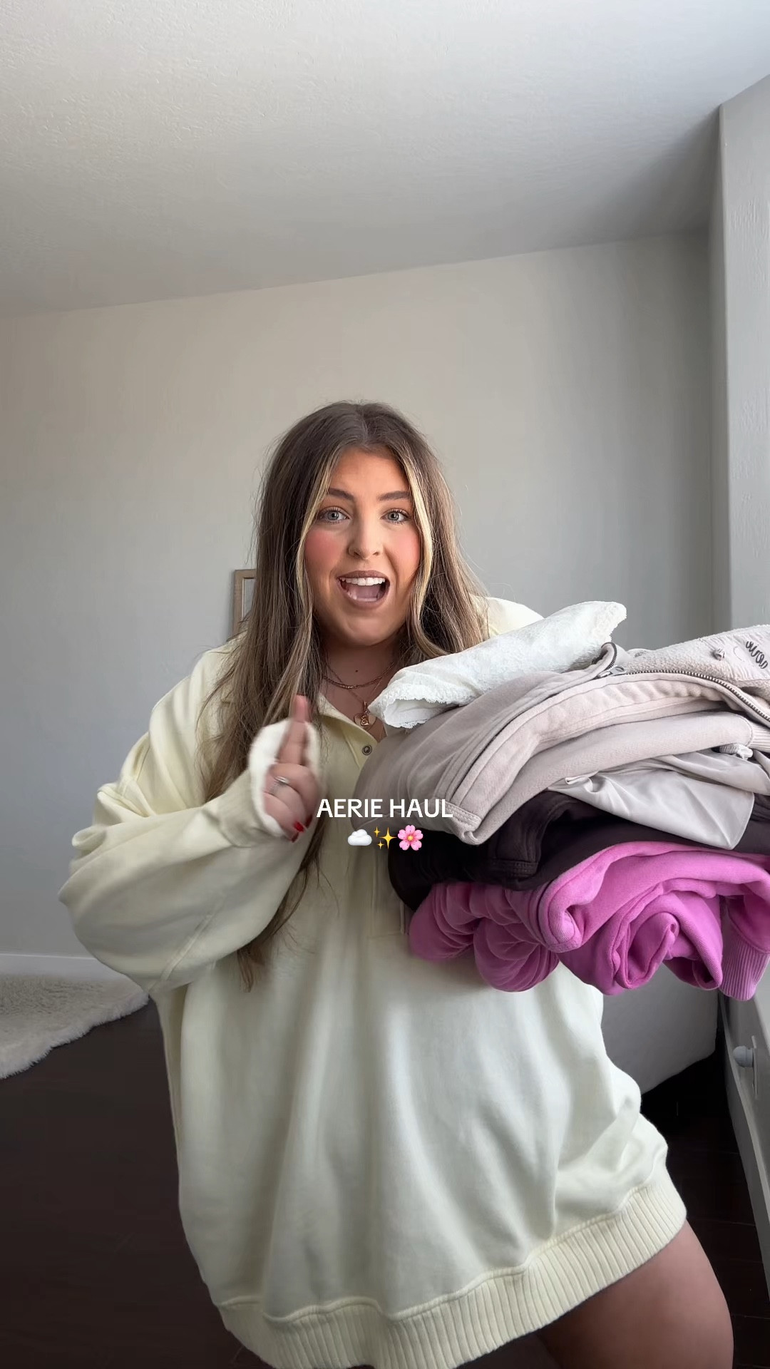 aerie order is all 40% off right now! ✨

spring style
loungewear
mom style
work from home style
midsize 

#LTKSaleAlert #LTKMidsize #LTKootd