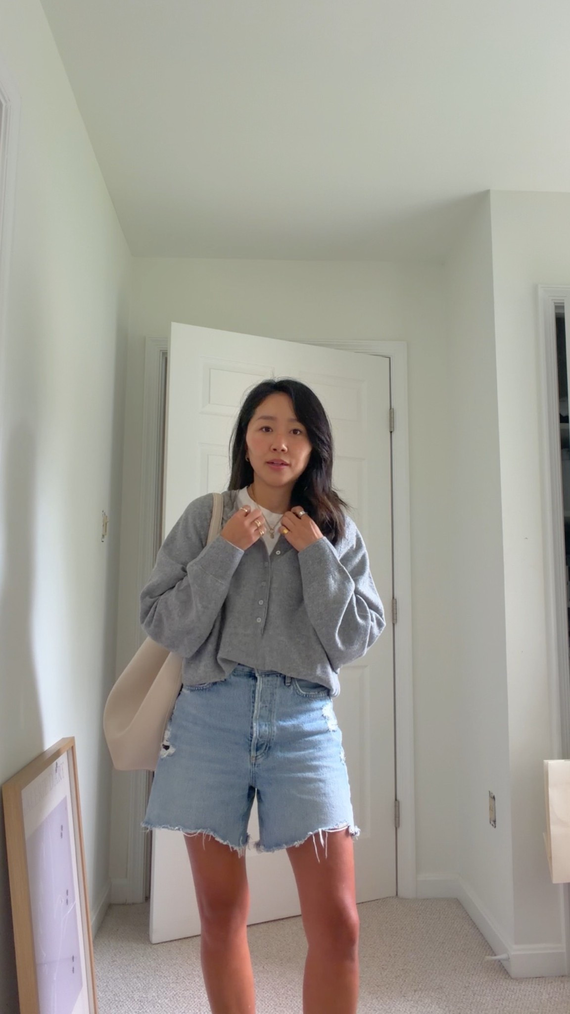 Perfect transitional pieces from @Quince - I have all my sizing details below!

All sweaters - medium 
White bag - large
Brown bag - small 

#quincepartner