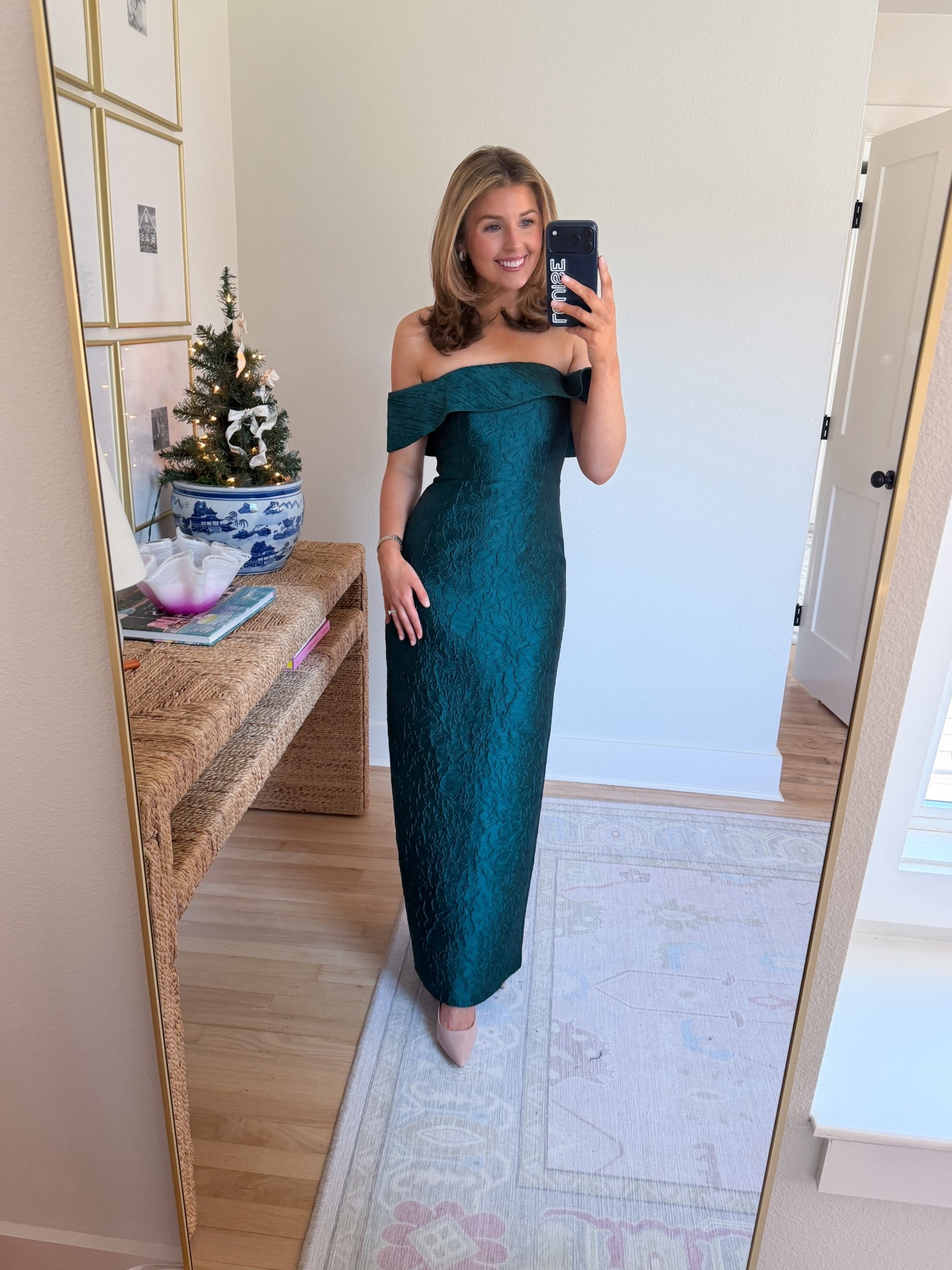 Had to reshare this dress bc it’s now on sale for under $100!! Wearing a 2