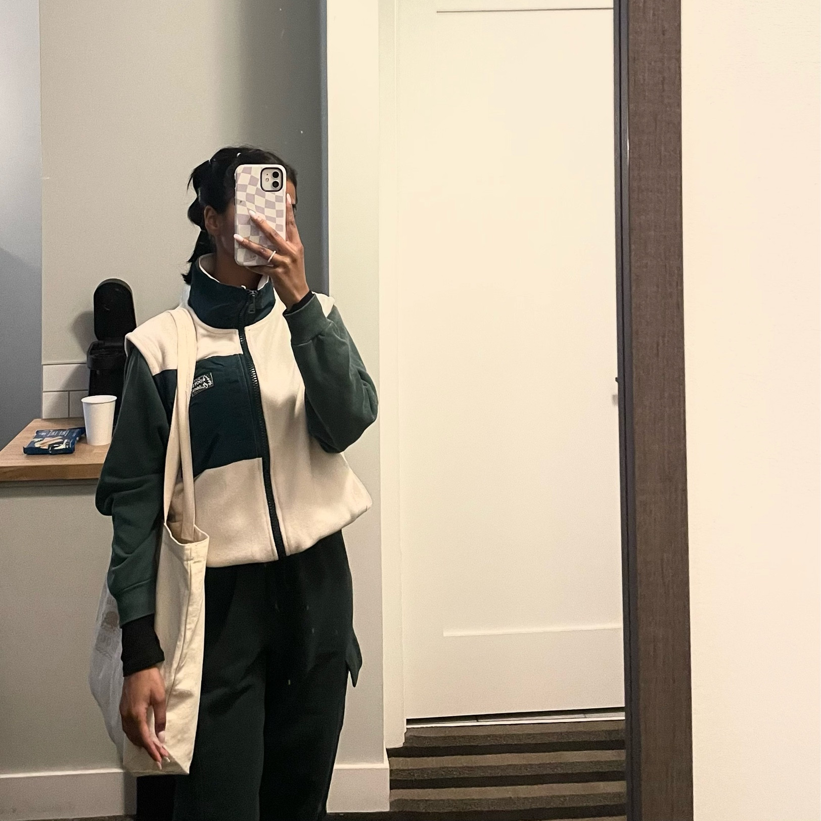 Travel cozy and in style 🛫

#LTKFind #LTKtravel #LTKunder100