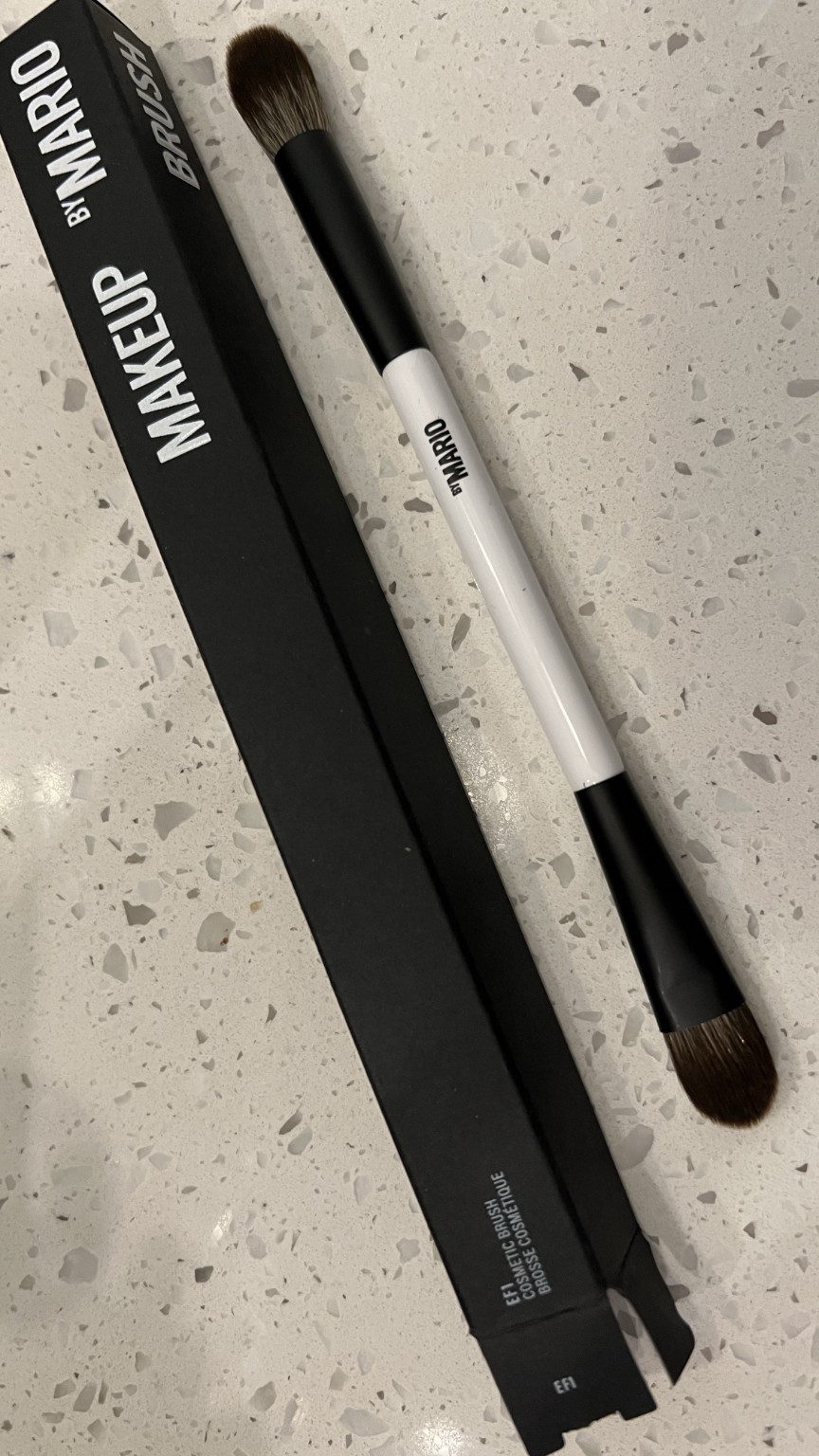 I don’t know why I have been so into dual ended brushes lately but here we are! I really like the @makeupbymario brush 
#stylishteacher 

#LTKFindsUnder50 #LTKBeauty #LTKStyleTip