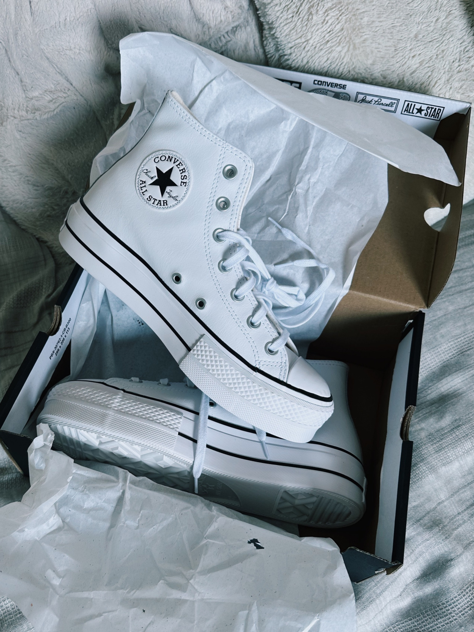 Converses Blanches Compensees