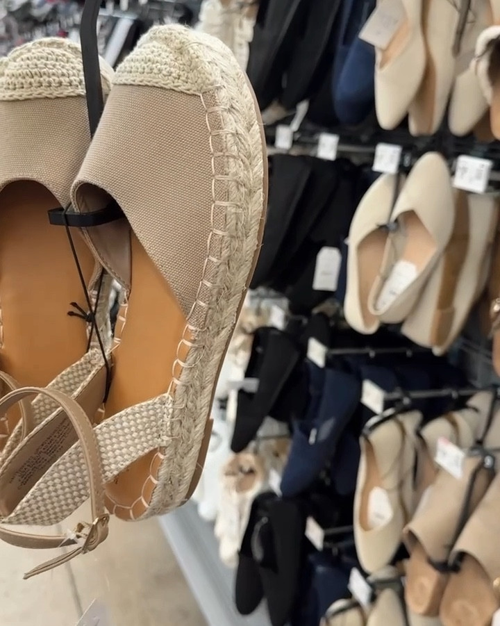 Giving major FP boho vibes and they’re under $20 🤎✨

#LTKShoeCrush #LTKStyleTip #LTKFindsUnder50