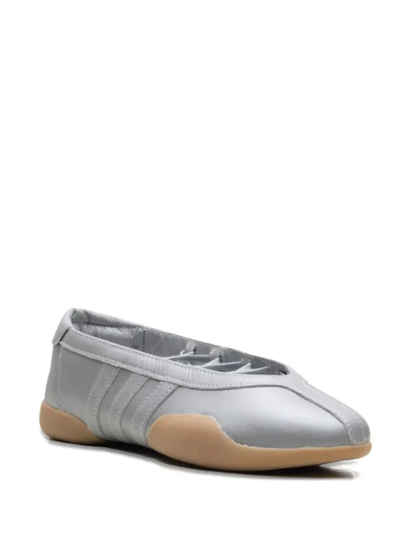 Adidas Taekwondo Mei Ballet "Silver Metallic/Silver Metallic/Gum" Sneakers | Grey | FARFETCH | Farfetch Global