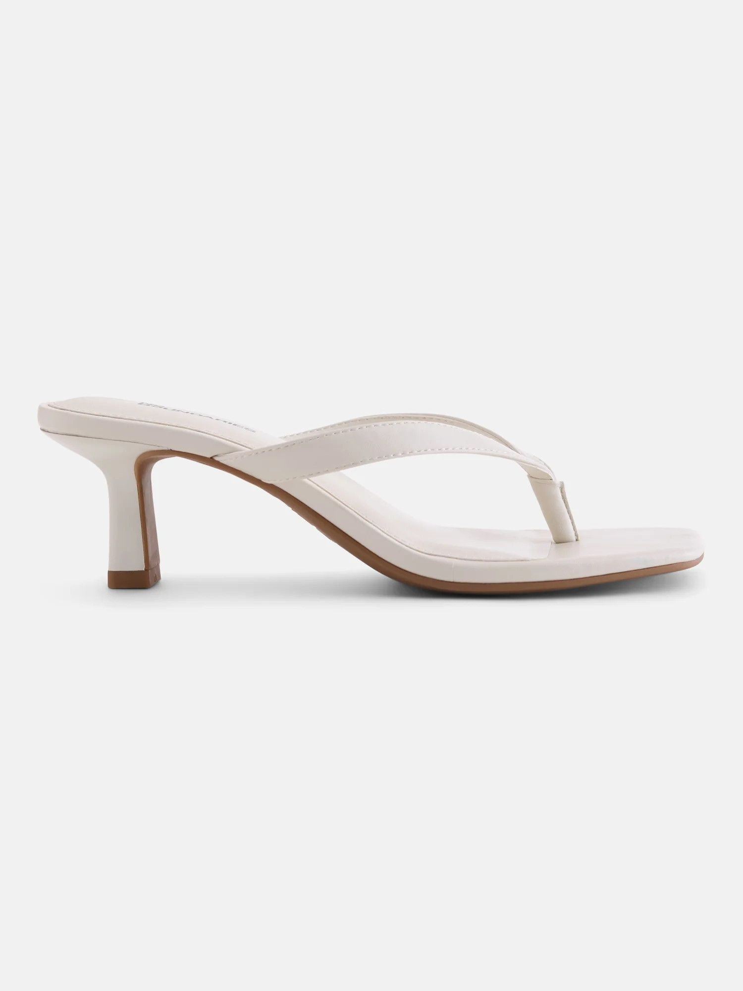 No Boundaries Women's Kitten Heel Thong Sandals | Walmart (US)
