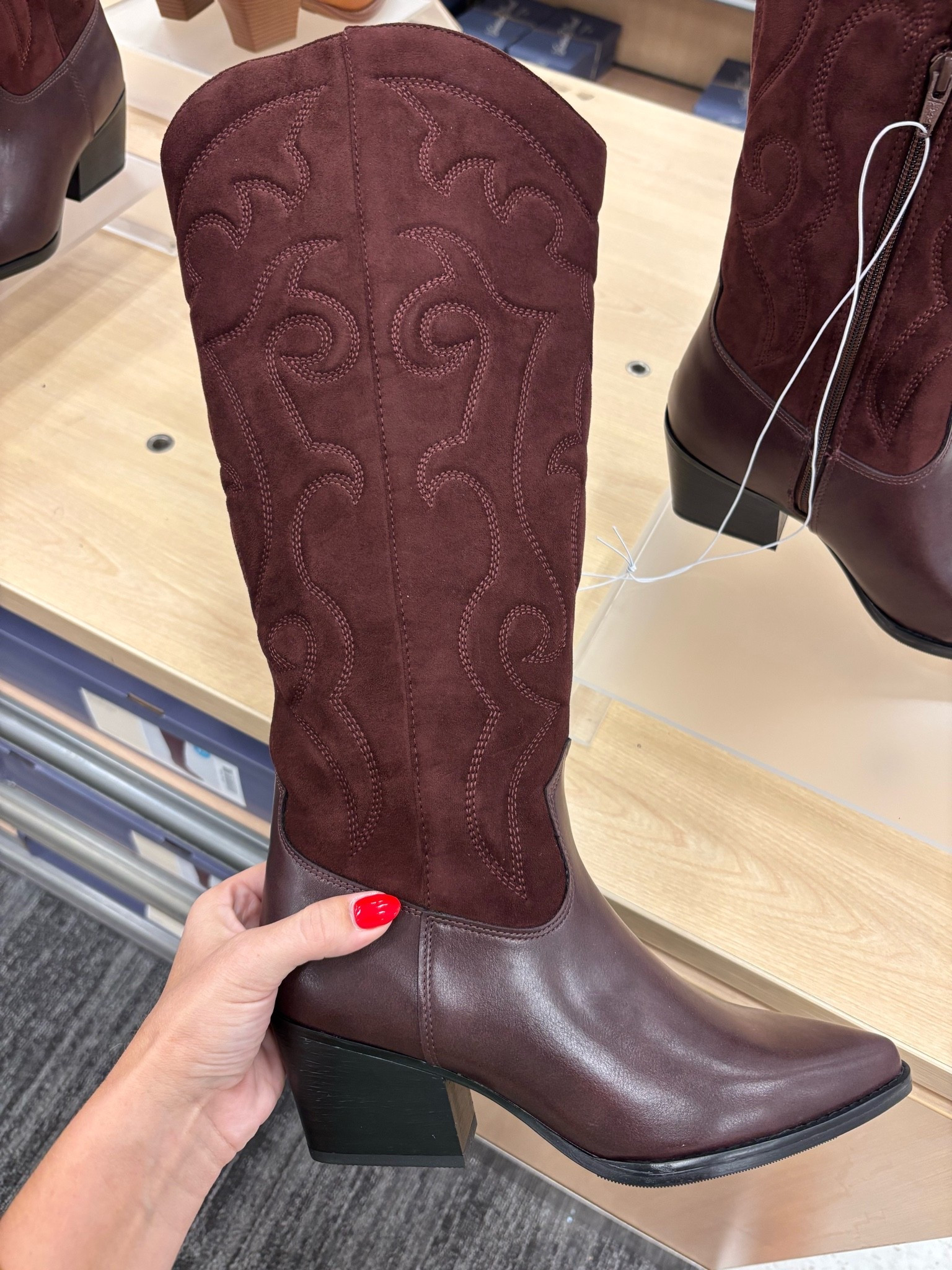 Love the color of these boots for fall! 🍁 @Target

#LTKootd #LTKgrwm #LTKSeasonal