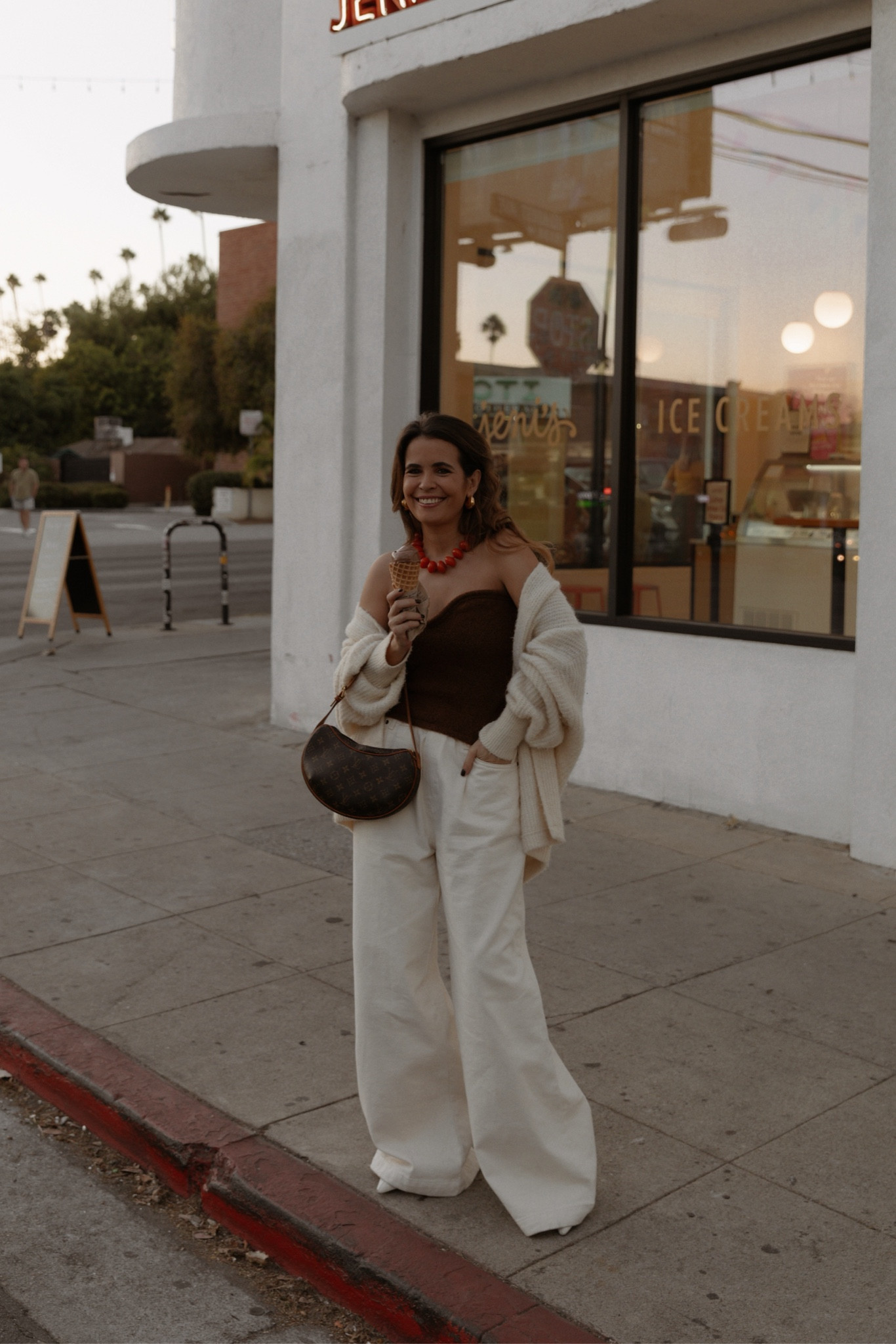 Weekend essentials 🤎

#LTKStyleTip #LTKSeasonal