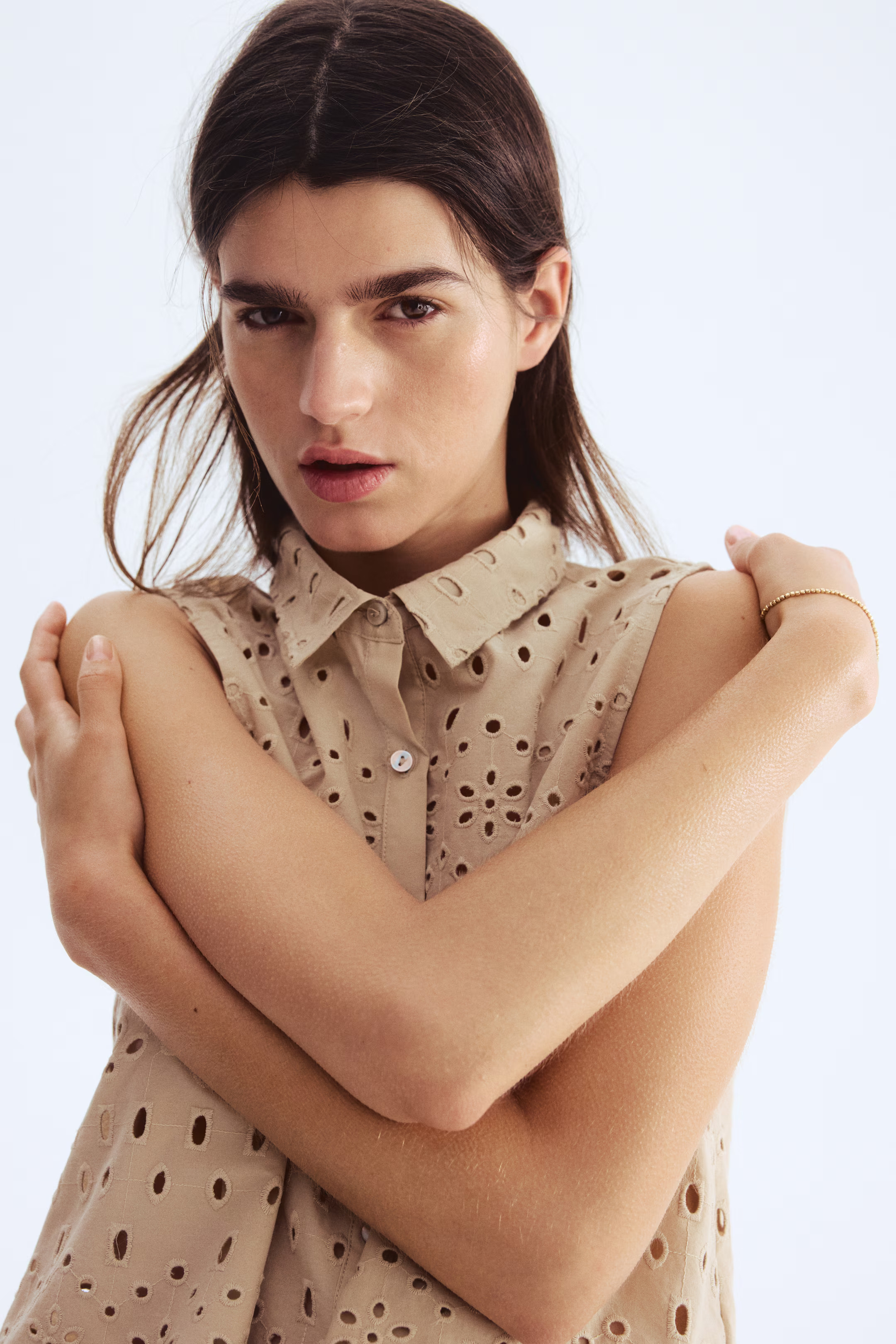 Bluse mit Broderie Anglaise | H&M (DE, AT, CH, NL, FI)