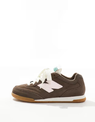 New Balance RC42 sneakers in brown and pink with gum soles - exclusive to ASOS | ASOS (Global)