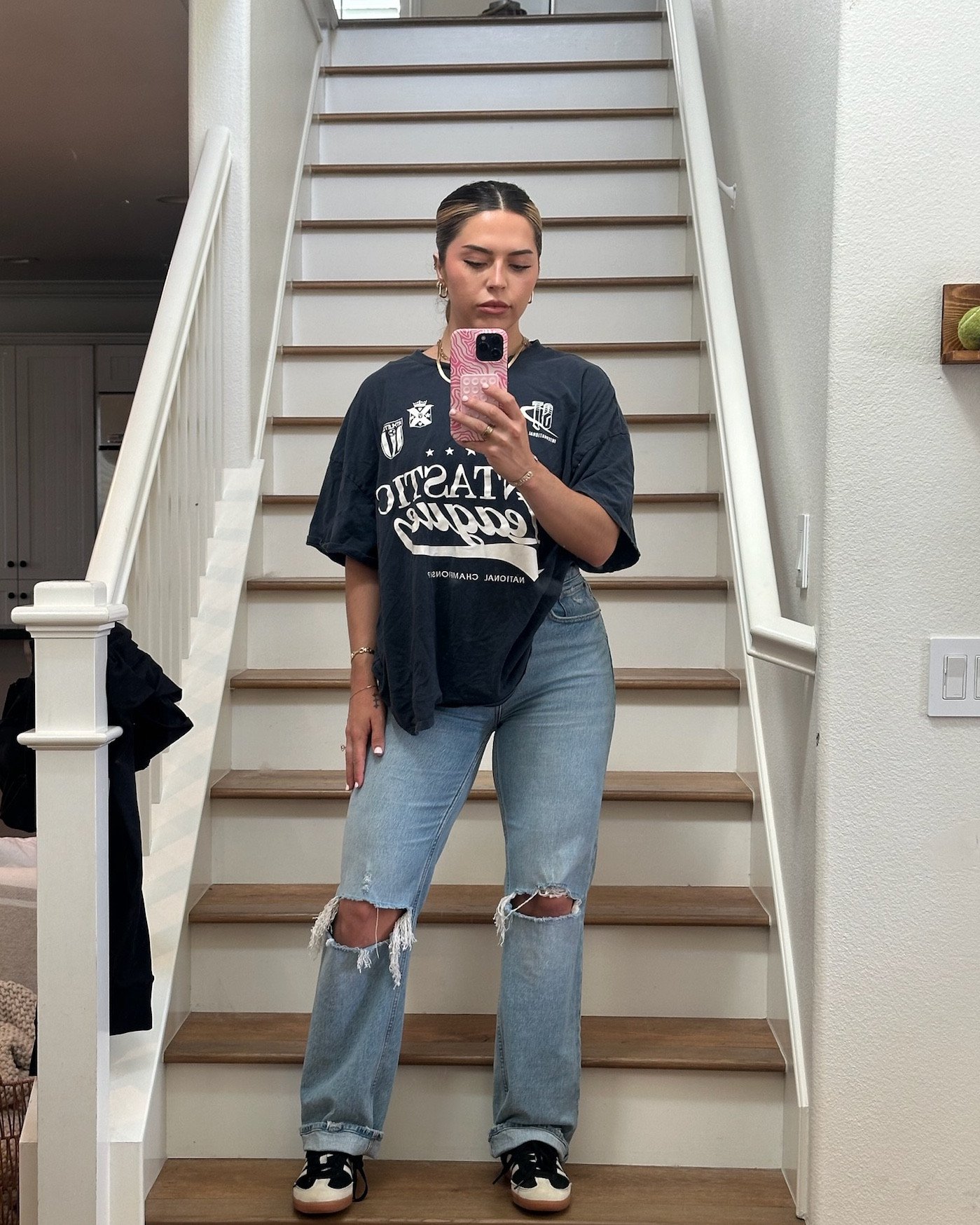 Casual fit in a pair of my comfiest jeans 👖👟

#LTKShoeCrush #LTKHoliday #LTKSeasonal