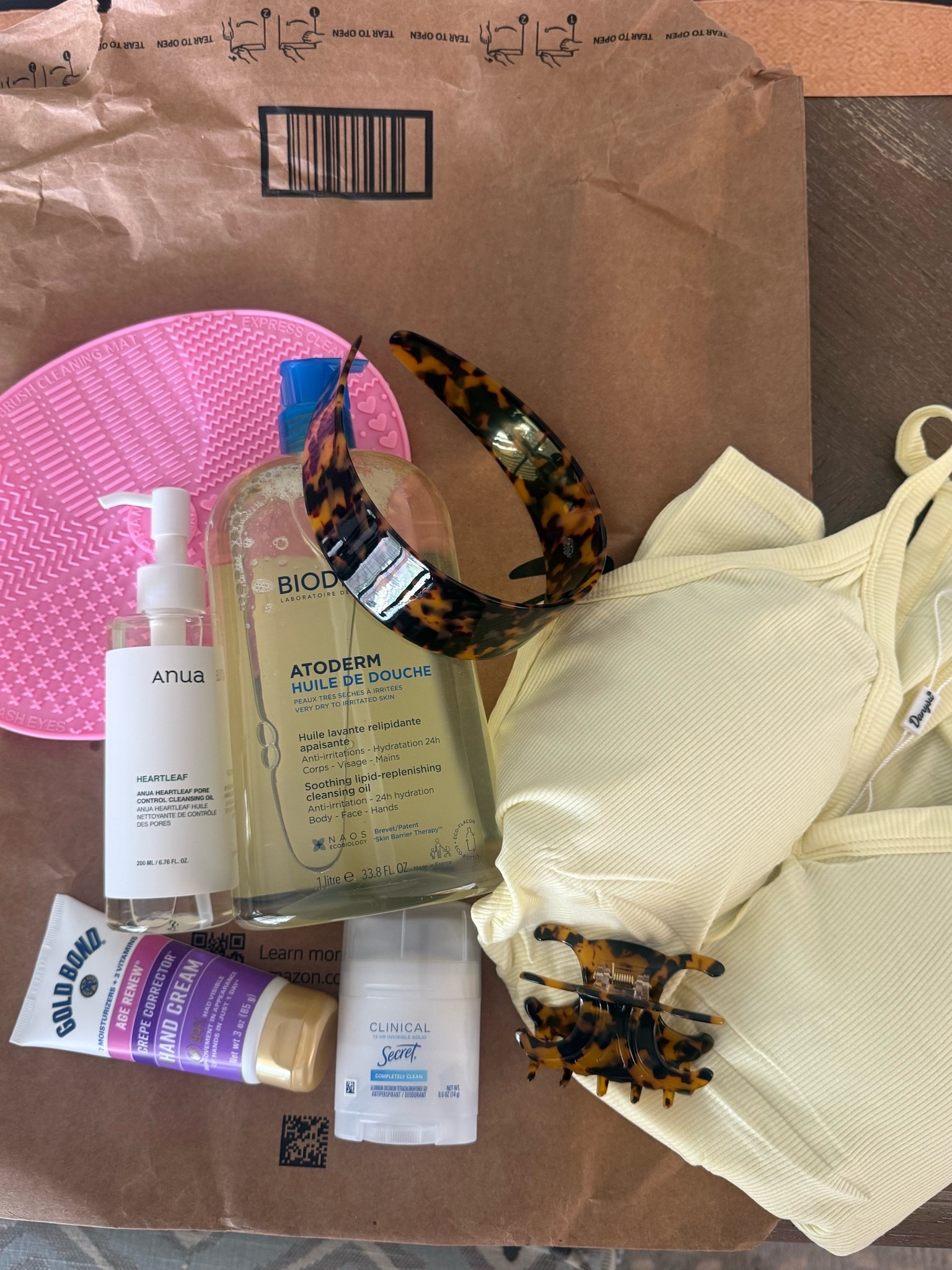 My recent Amazon order was a random mix of everyday essentials, cute accessories, and some wellness favorites!

#LTKdayinmylife #LTKselfcare #LTKOver40