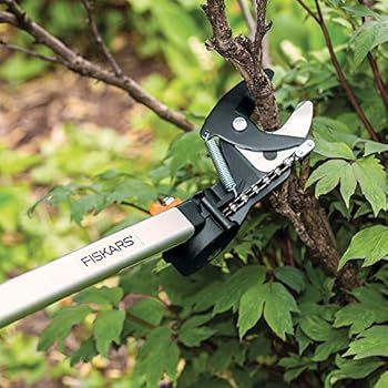 Fiskars 7.9-12 Foot Extendable Tree Pruning Stik Pruner (92406935K) | Amazon (US)