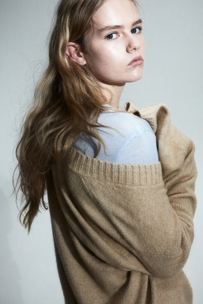 V-neck Sweater - Black - Ladies | H&M US | H&M (US + CA)