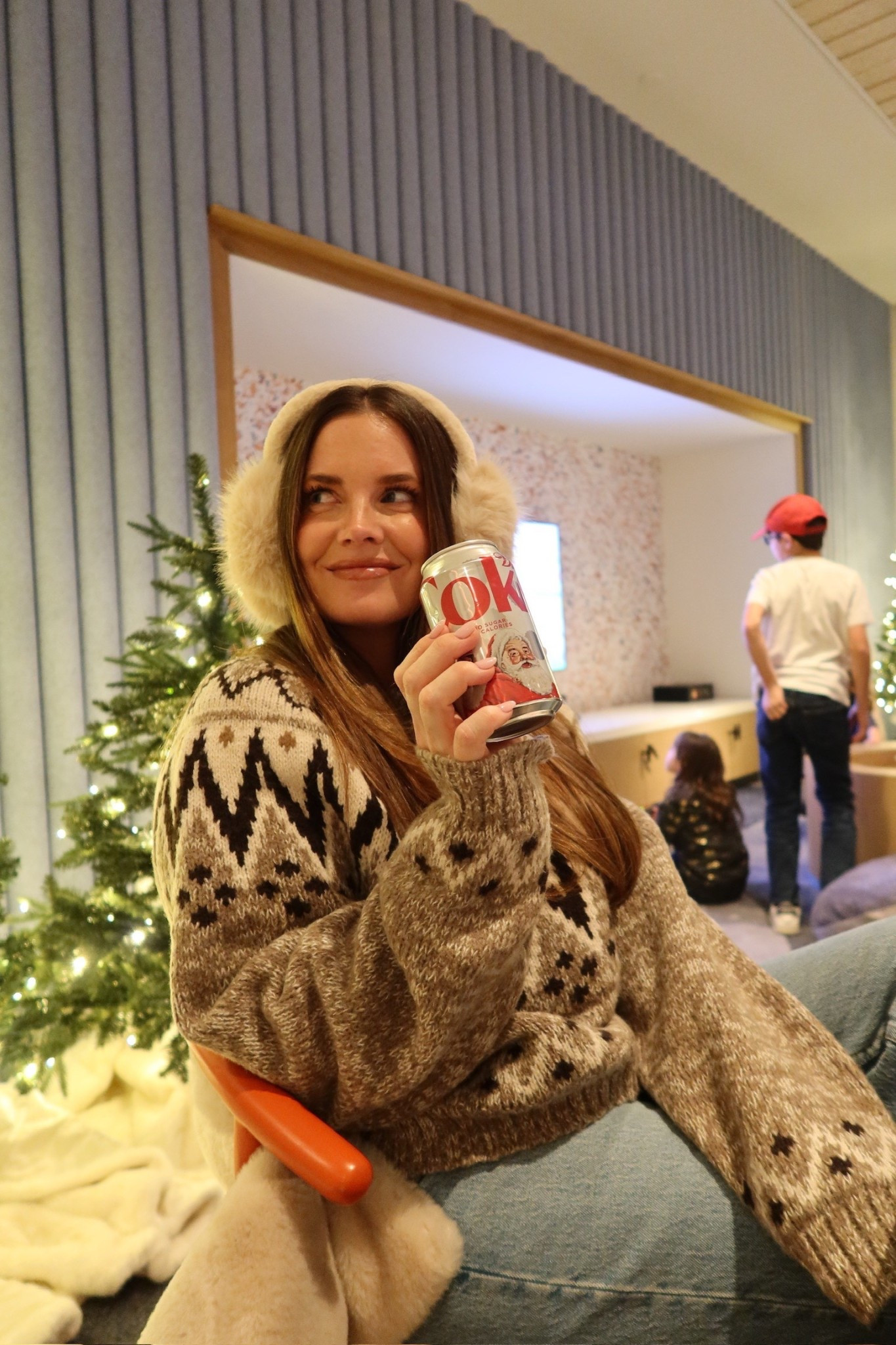 This sweater was in my top sellers this week!!

TTS: medium

jeans, denim, aerie sweater, sweater, aerie sale, sale alert, sale finds, abercrombie denim, amazon ear muffs, Britt Horton 

#LTKFindsUnder100 #LTKootd #LTKHoliday