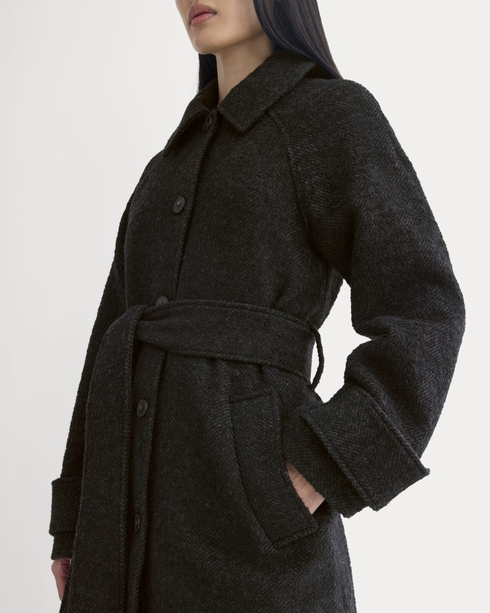 Italian Belted Overcoat | Carbone/Black | Everlane