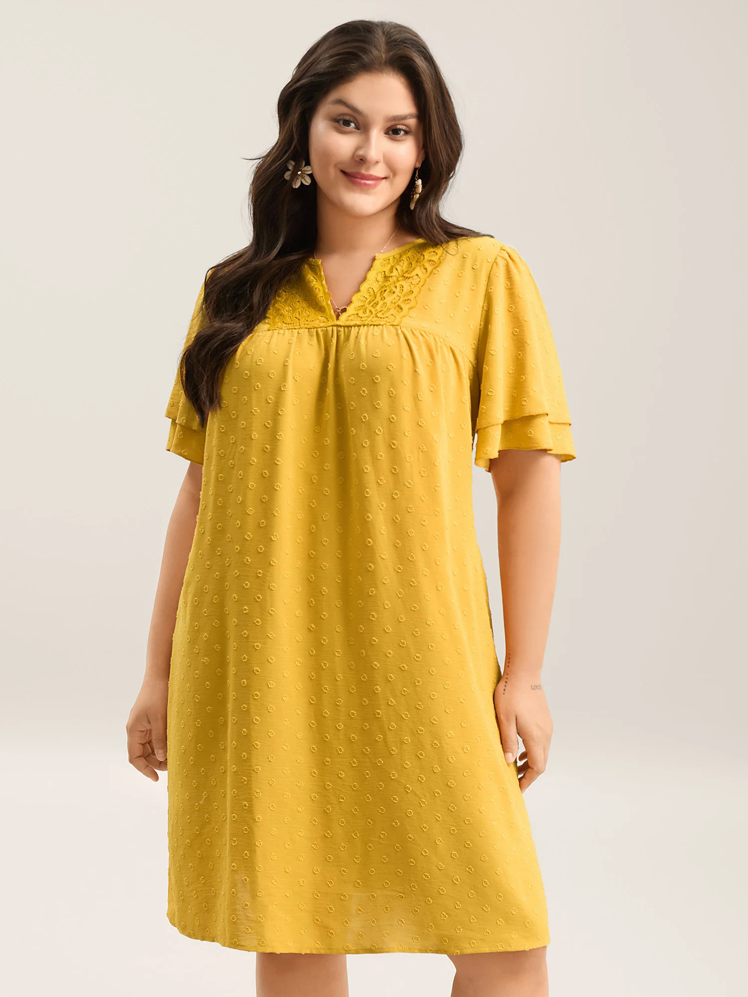 Textured Cut-Out Lace Pockets Midi Dress | Bloomchic