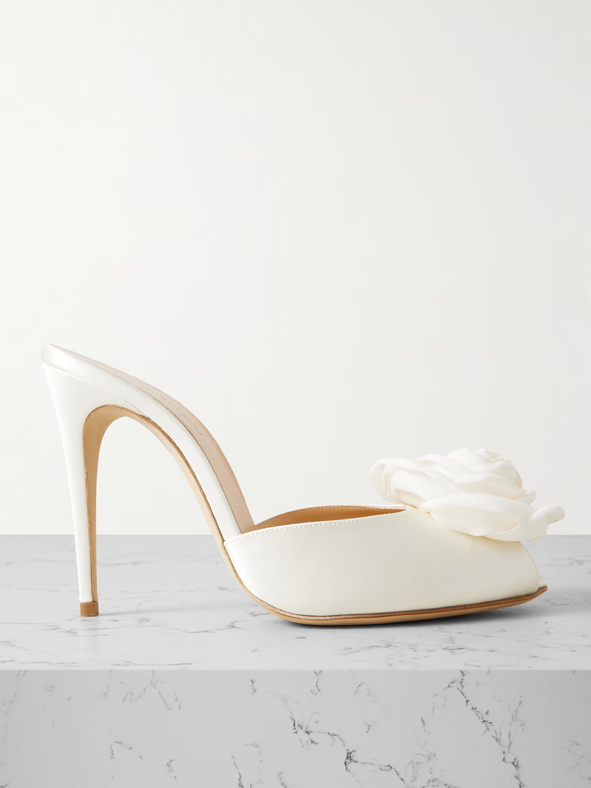 MAGDA BUTRYMFloral-appliquéd satin pumps | NET-A-PORTER (US)