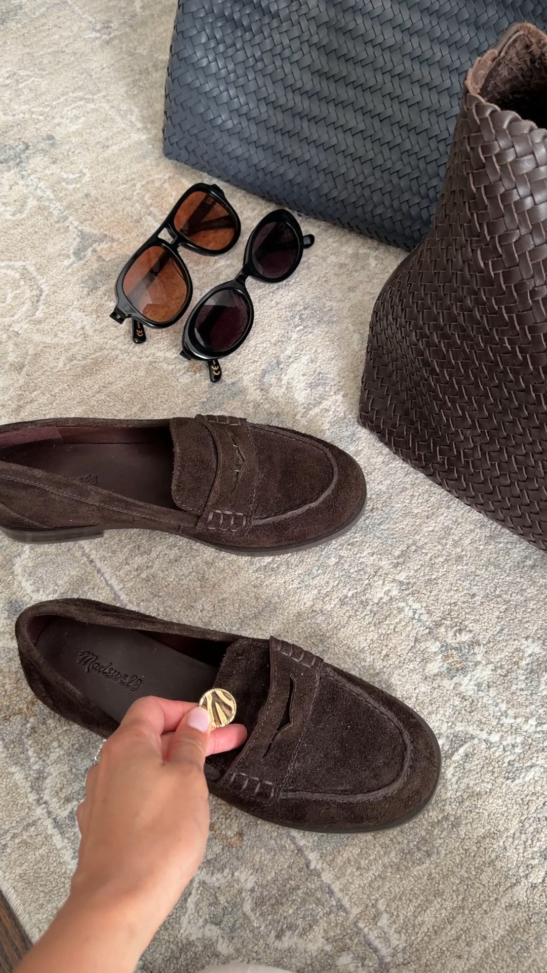 Use code LTK20 ! Rare sale on Madewell shoes and accessories
• classic penny loafers 5 tts (i am usually between 5 and 5.5) with removable magnet Penny 
• love both pairs of sunglasses

#LTKxMadewell #LTKWorkwear #LTKSeasonal