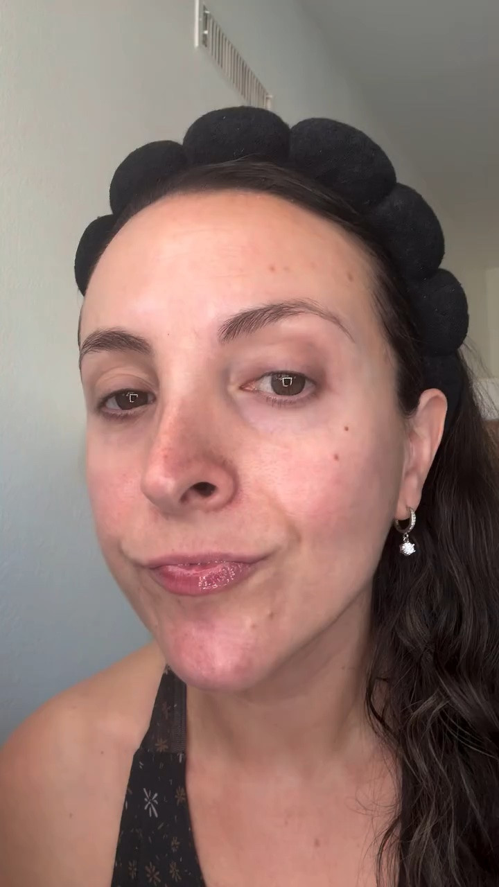 I’m always looking for ways to make my makeup look smoother and glowier without adding a ton of extra steps, and this combo has been such a good find. ✨

I started with the @covergirl TruBlend Skin Enhancer Sticky Grip Primer to create a smooth, grippy base, then added the Skin Enhancer Gelly Bronze Glow Luminizer for the prettiest sun-kissed glow.

The best part? My skin looks more radiant before foundation even goes on. It gives that healthy, lit-from-within look that makes makeup apply so much better.

If your makeup has been feeling a little flat lately, this might be the glow boost you’re looking for. 🤍

#LTKmorningroutine #LTKOver40 #LTKBeauty