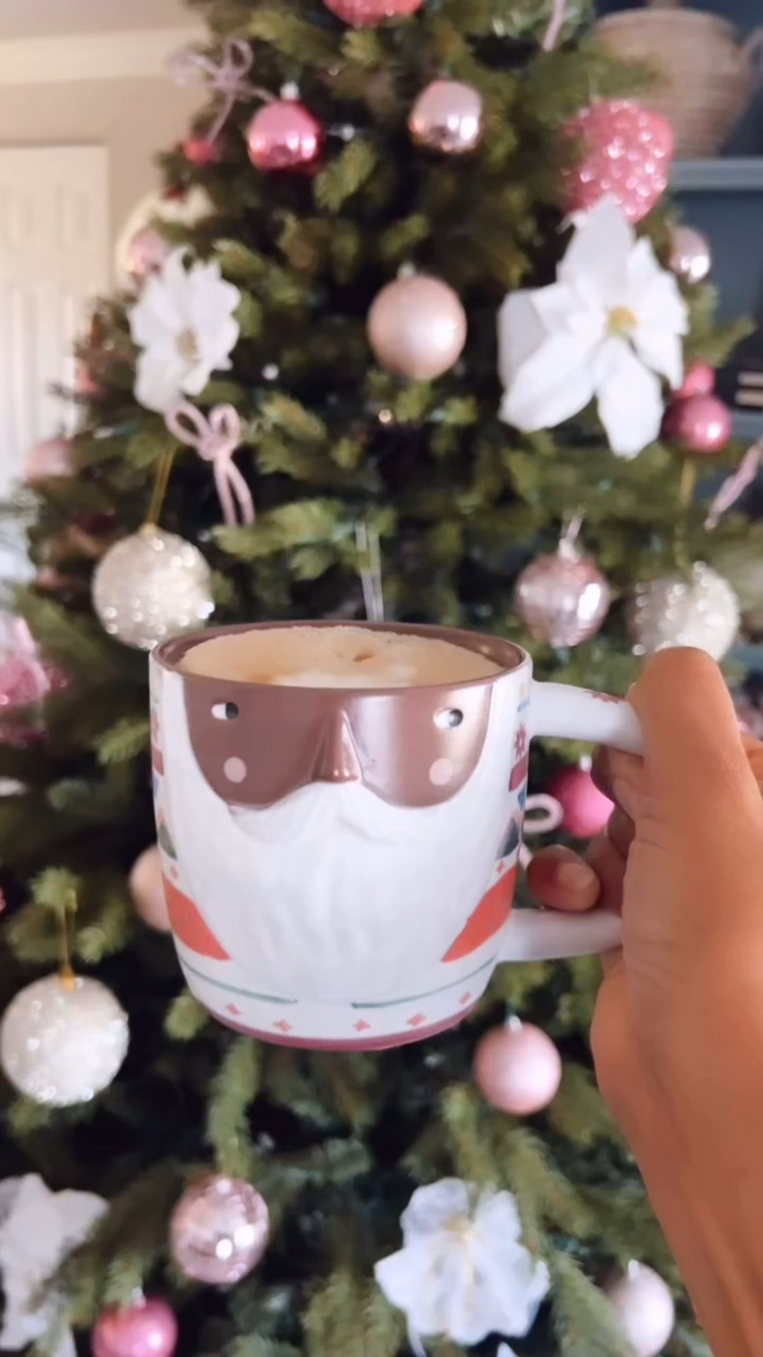 Anthropologie has the cutest mugs ever! Love getting a new mug each season and they make the perfect gift for all coffee lovers!


#santa #santamug #christmasmug #coffeemug

#LTKGiftGuide #LTKSaleAlert #LTKHome #LTKHoliday #LTKmorningroutine #LTKFindsUnder50