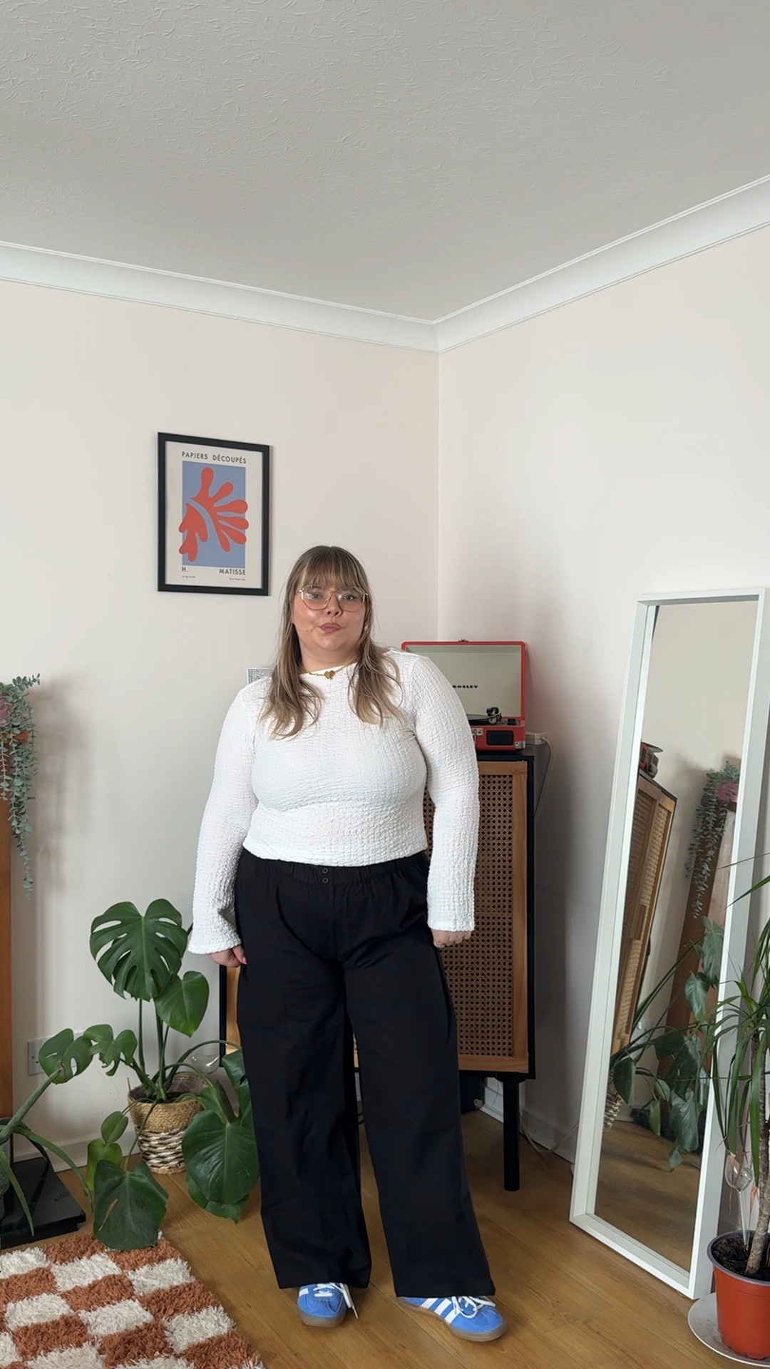 Date night dinner vibes 🫶🏻🫐

Date night outfit, OOTN, outfit inspo, midsize outfit inspo, midsize fashion, evening fashion 

#LTKeurope #LTKmidsize