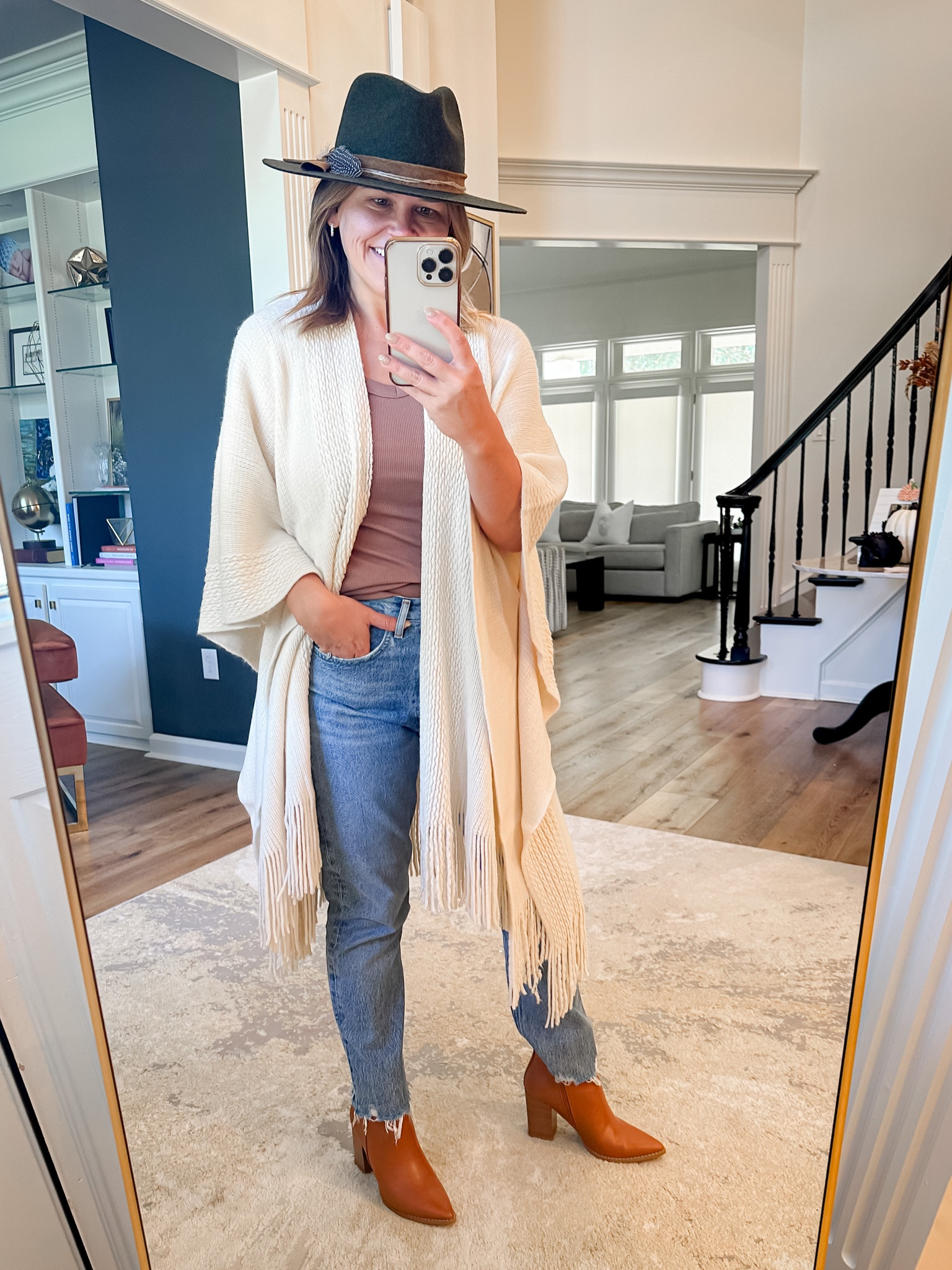 Another Colorado look but will be worn all fall.  This outfit just screams fall. 



#LTKstyletip #LTKfindsunder100 #LTKtravel