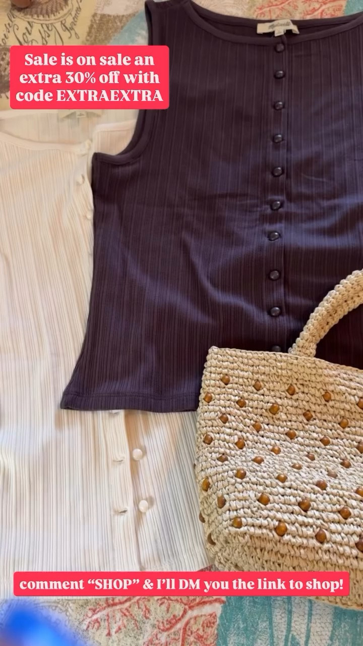 Sale is on sale an extra 30% off with code EXTRAEXTRA

I wear a medium in the tanks

Madewell style/ Summer basics/ summer outfit ideas/ Summer bags ￼

#LTKootd #LTKSaleAlert #LTKOver40