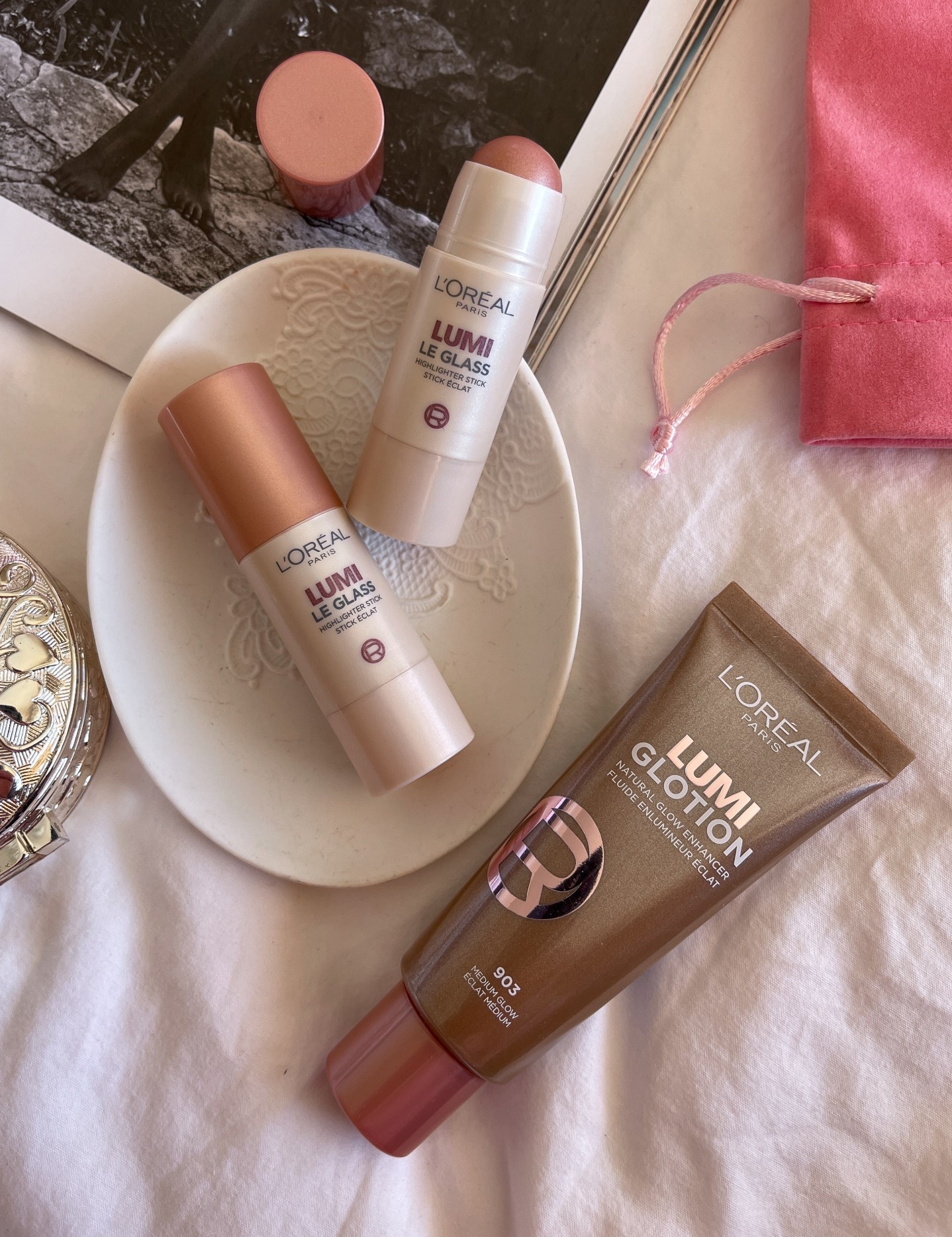 Get the glow, L’Oreal Glotion and Les Glass highlighter sticks 

#LTKbeauty #LTKuk #LTKover50style