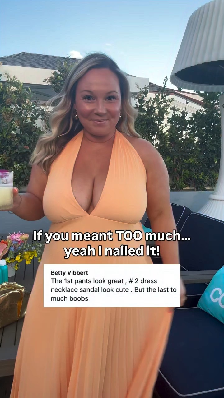 Funny cause there’s 2 O’s in b00bs too?! 💅 36H and ain’t hiding nothing over here! 🤷🏼‍♀️ 

#midsizestyle #bodyneutrality #allbodiesaregoodbodies #petitestyle #bodyconfidencemovement

#LTKOver40 #LTKMidsize #LTKPetite