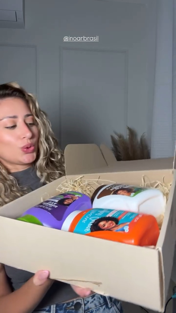 @inoarbrasil 
POTÕES de Inoar 4 em 1 
Tratamento 
Leave in
Condicionandor
Pré shampoo 

#LTKpromo #LTKbrasil #LTKbeleza